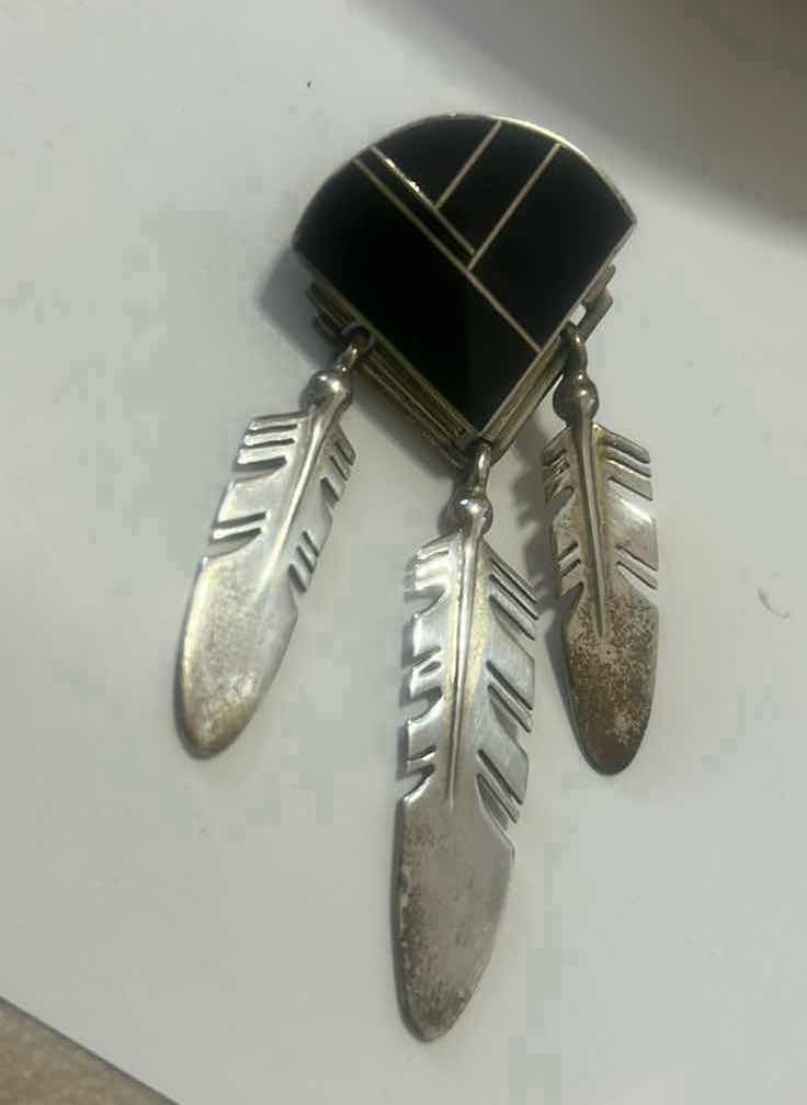 Photo 1 of FINE JEWELRY.925 STERLING SILVER NAVAHO PIERCED EARRINGS H2.5”