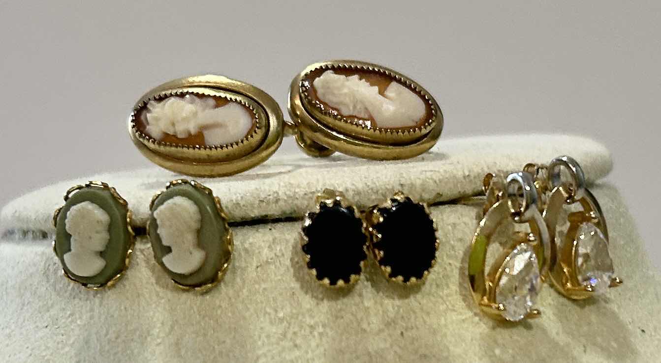 Photo 1 of 4 PAIRS TINY PIERCED EARRINGS (GOLD AND GOLD FILLED)