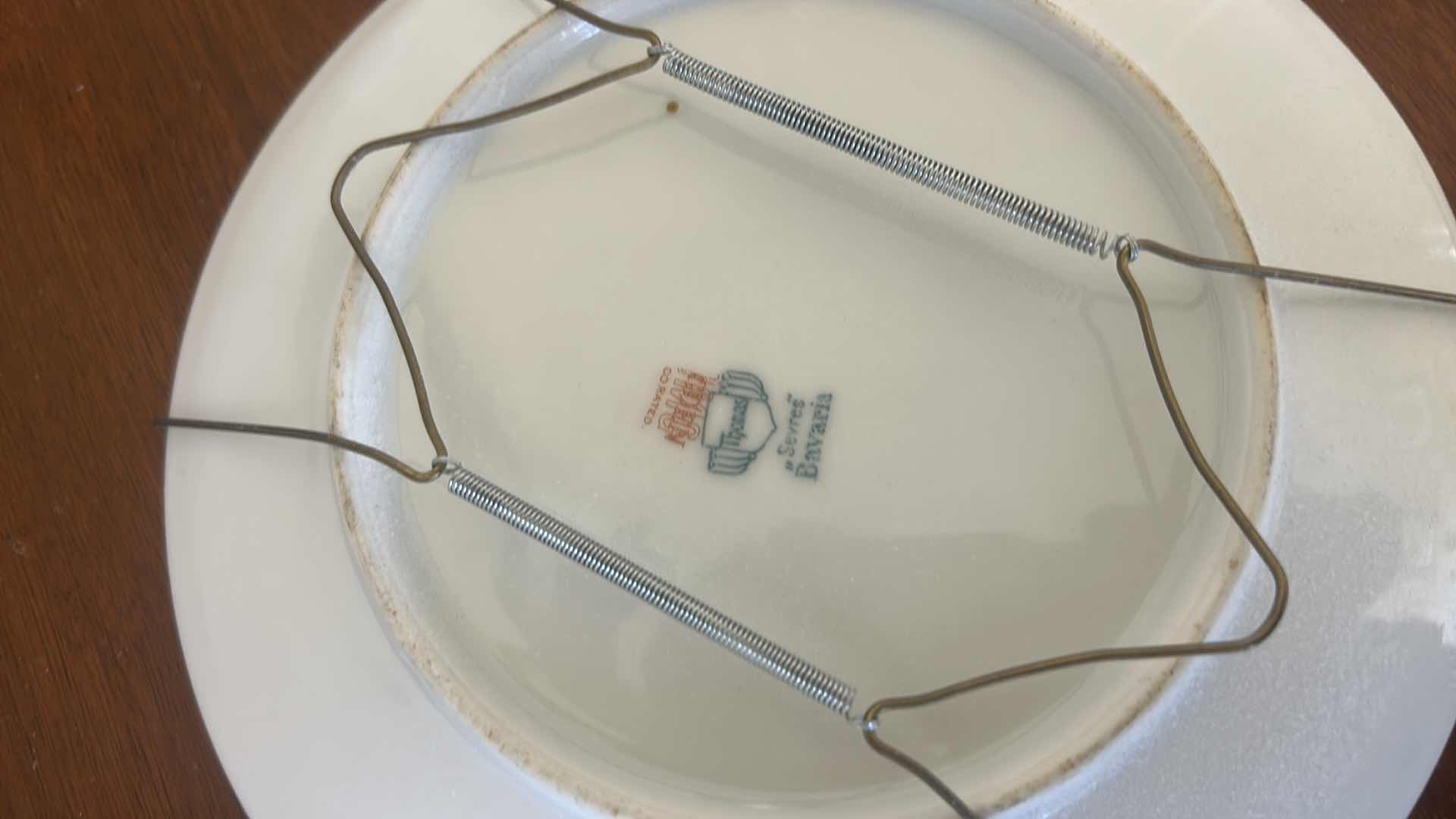 Photo 1 of 8” THOMAS BAVARIA PORCELAIN COLLECTORS PLATE