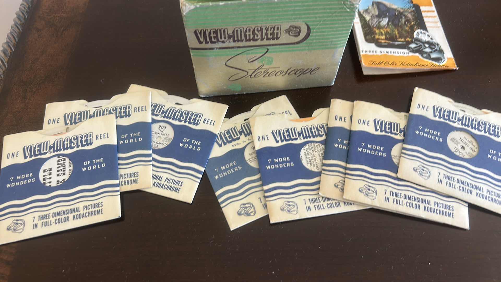 Photo 1 of ANTIQUE VIEWMASTER STEREOSCOPE