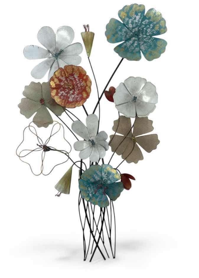 Photo 1 of METAL FLOWER WALL SCULPTURE 21“ x H36“