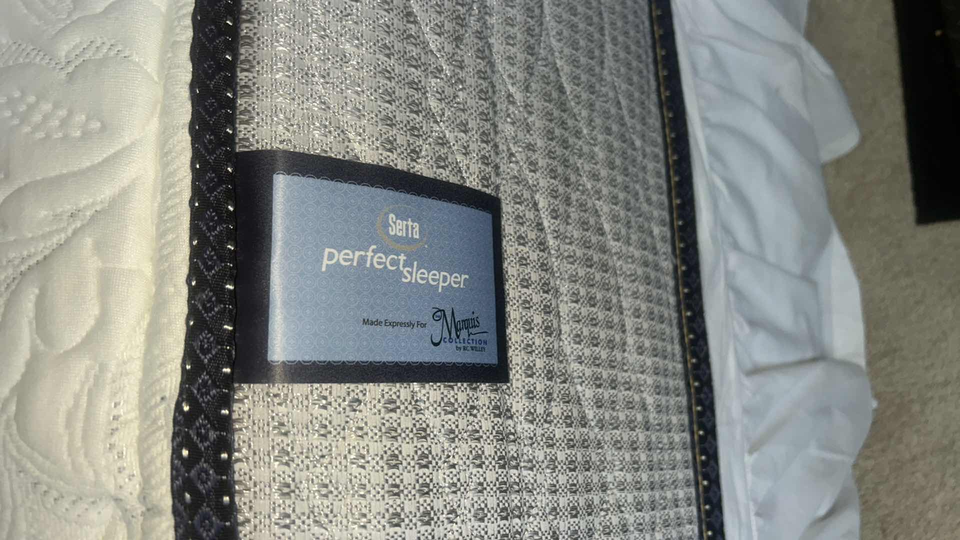 Photo 1 of QUEEN SIZE SERTA PERFECT SLEEPER - MARQUIS COLLECTION