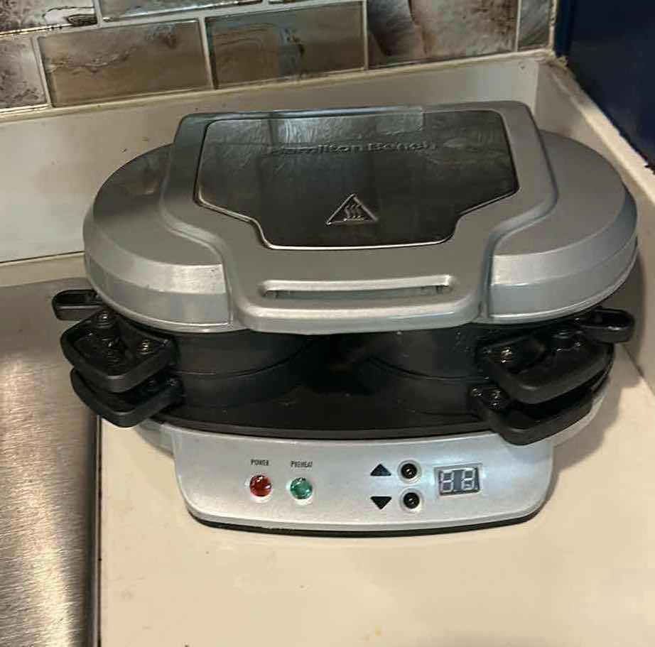 Photo 1 of HAMILTON BEACH DUAL BREAKFAST SANDWICH MAKER $90