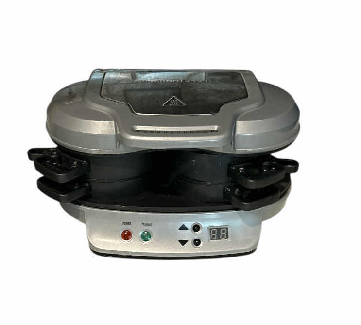 Photo 1 of HAMILTON BEACH DUAL BREAKFAST SANDWICH MAKER $90