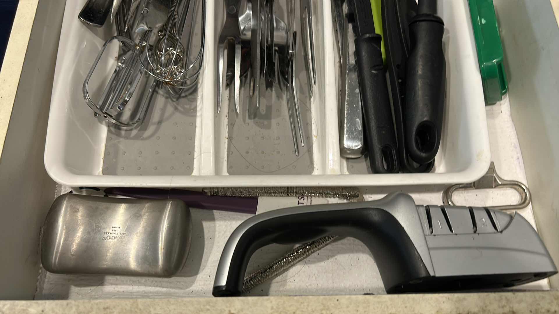 Photo 1 of CONTENTS OF DRAWER IN KITCHEN