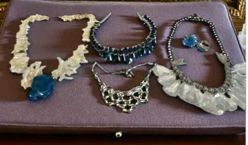 Photo 1 of FASHION JEWELRY