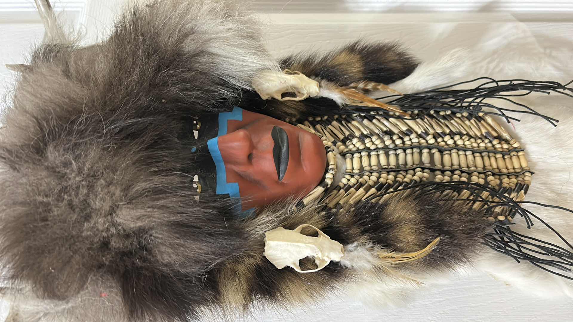 Photo 3 of NATIVE AMERICAN INDIAN DECOR H27”