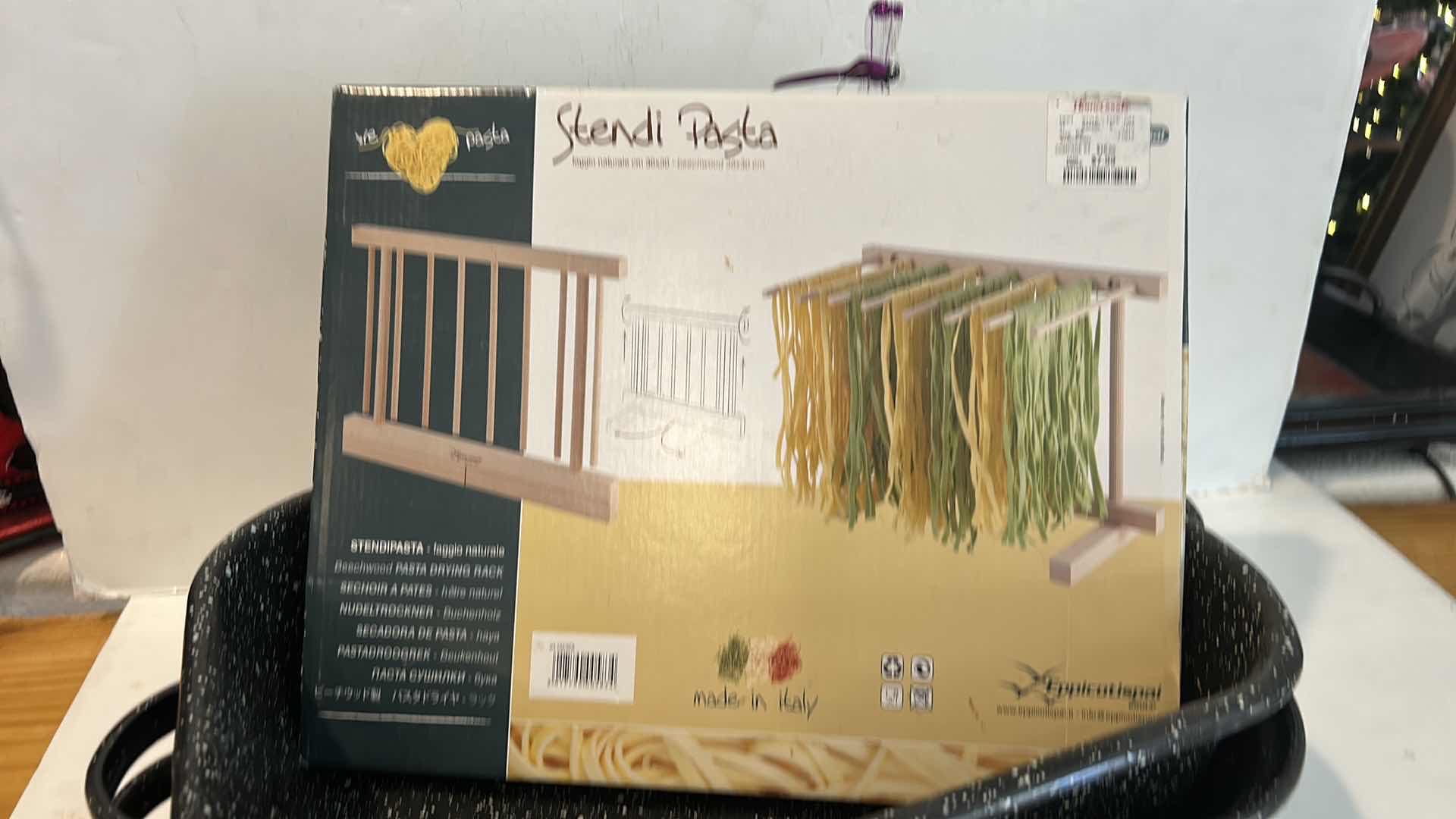 Photo 1 of 4 KITCHEN ITEMS