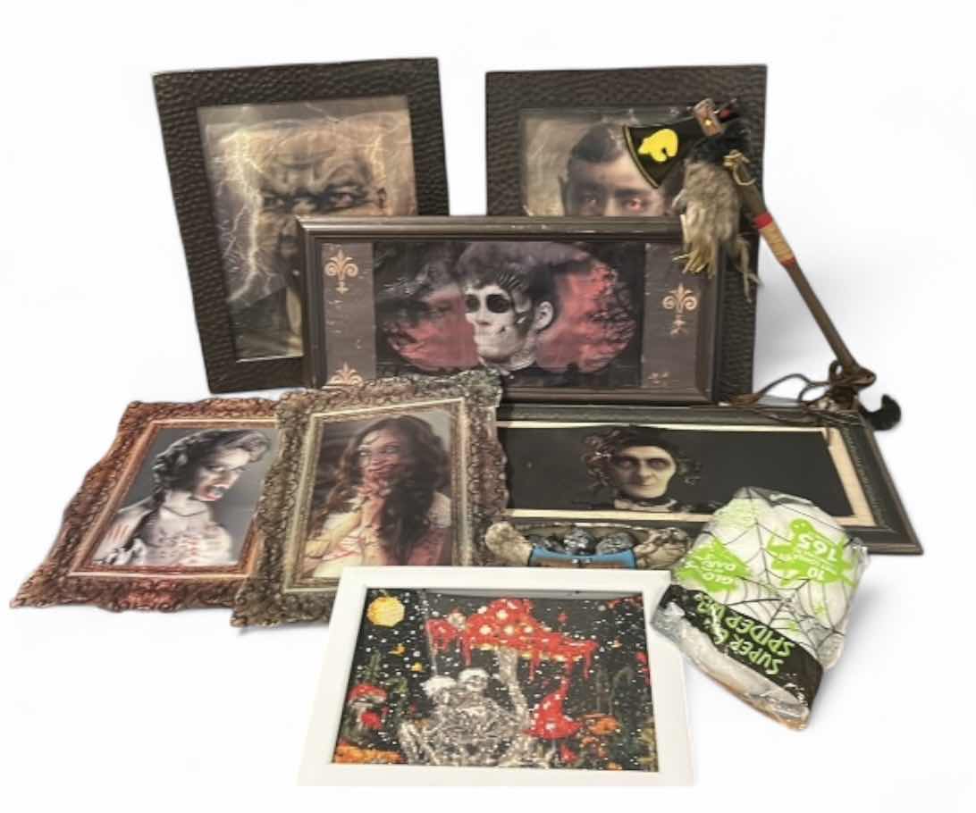 Photo 1 of HALLOWEEN DECOR