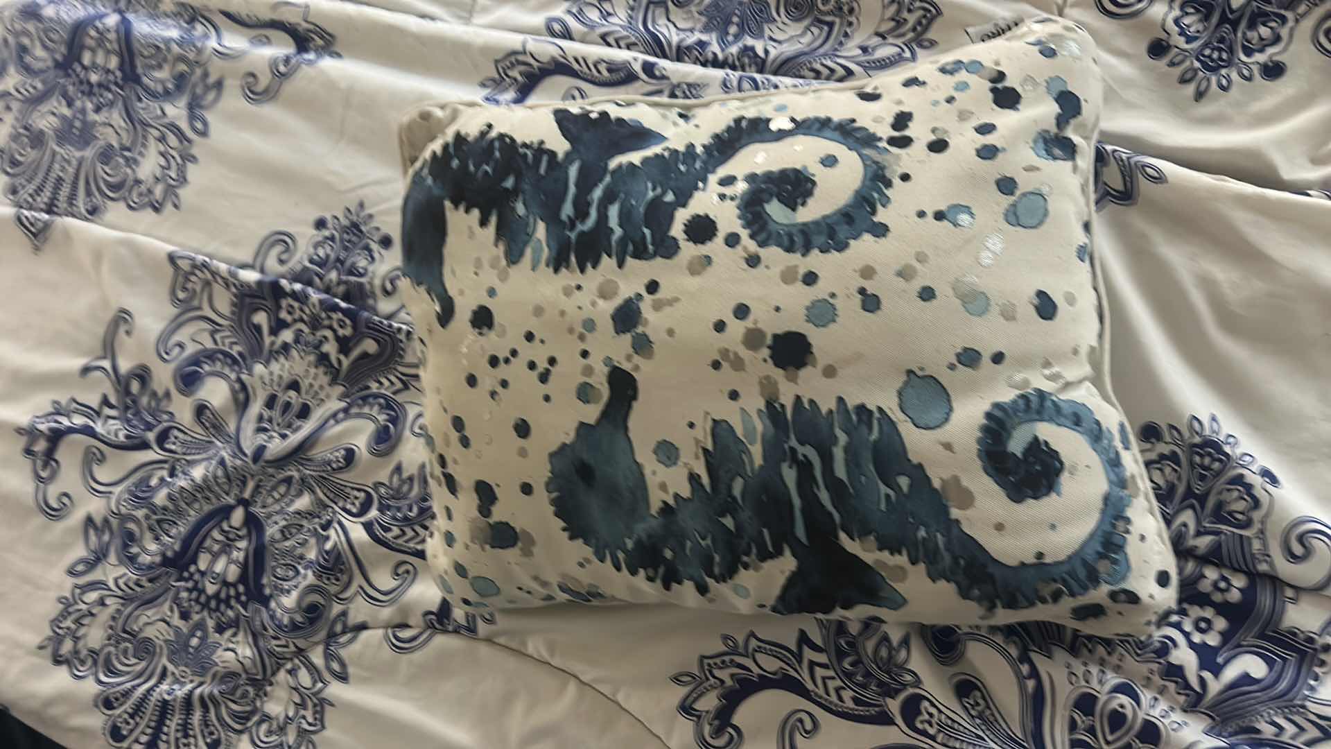 Photo 1 of KING BEDDING SHEETS AND PILLOWS