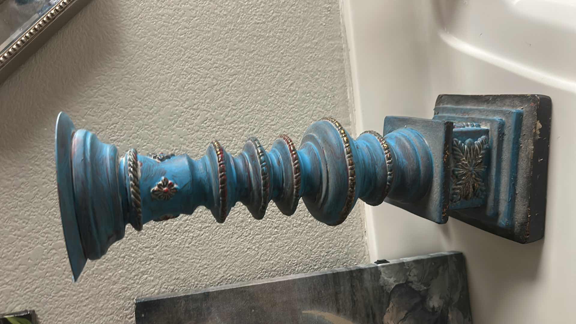 Photo 1 of MERMAID DECOR MERMAID WITH MOON LIGHTS UP WITH BATTERIES 11” x 15”