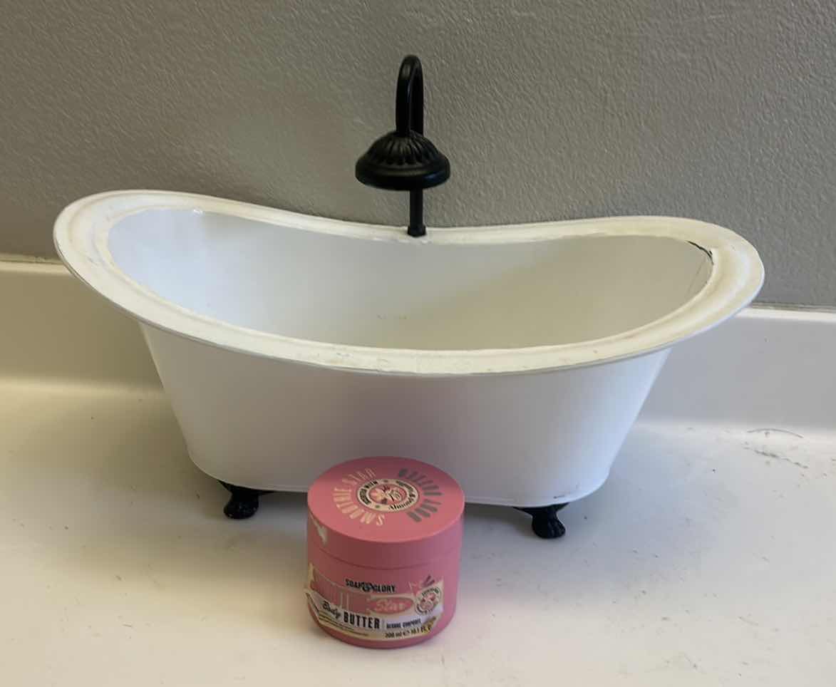 Photo 1 of OLD FASHION METAL FOOTED TUB 18“ x 10“ x H 7 1/2“ & BODY SOAP