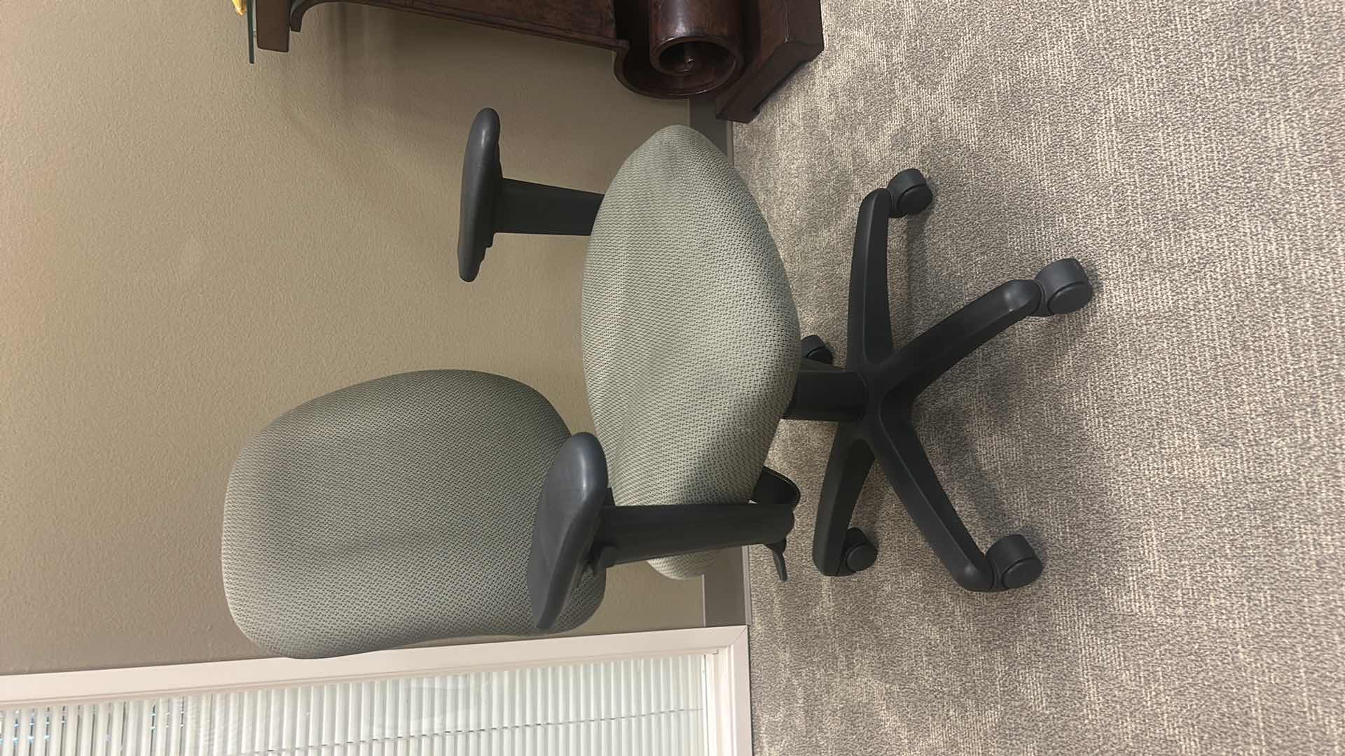 Photo 1 of SIT ONIT SEATING -  OFFICE/DESK CHAIR WITH ARMS, ADJUSTABLE, WITH WHEELS