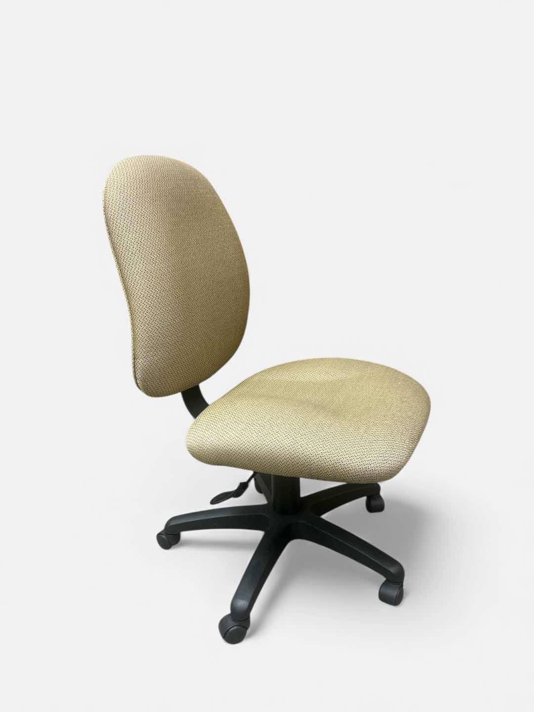 Photo 1 of SIT ONIT SEATING - TRI TILT LOCK ADJUSTABLE ARMS, SOFT ARCH PAD UPHOLSTERED OFFICE/DESK CHAIR