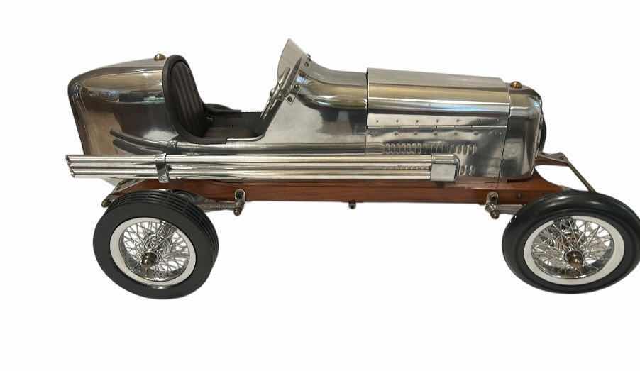 Photo 1 of BANTAM MIDGET MODEL CAR, A REPLICA OF 1930S TETHER CARS KNOWN AS “SPINDIZZIES” 19” x 7”