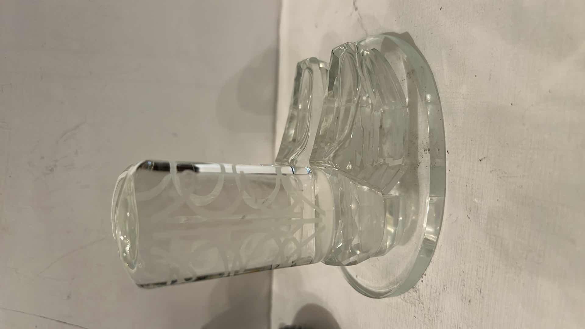 Photo 1 of 2 DECORATIVE GLASS PIECES H4 1/2”