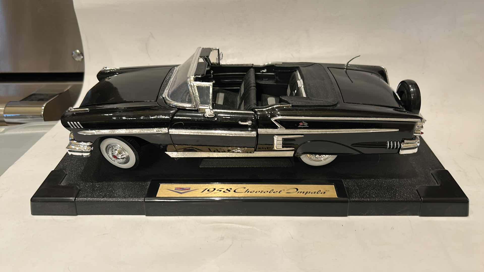 Photo 1 of DIE CAST 1958 CHEVROLET IMPALA COLLECTIBLE MODEL CAR (CAR LENGTH 12 INCHES)