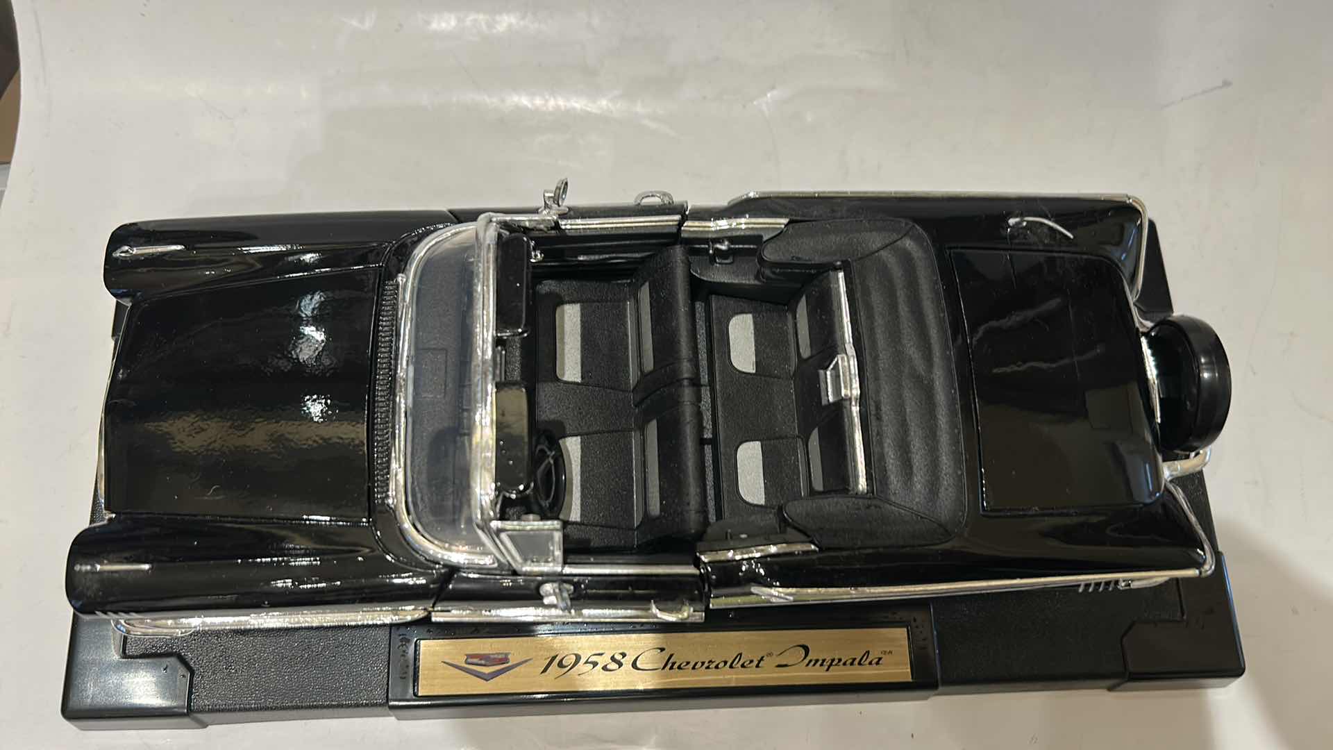 Photo 1 of DIE CAST 1958 CHEVROLET IMPALA COLLECTIBLE MODEL CAR (CAR LENGTH 12 INCHES)