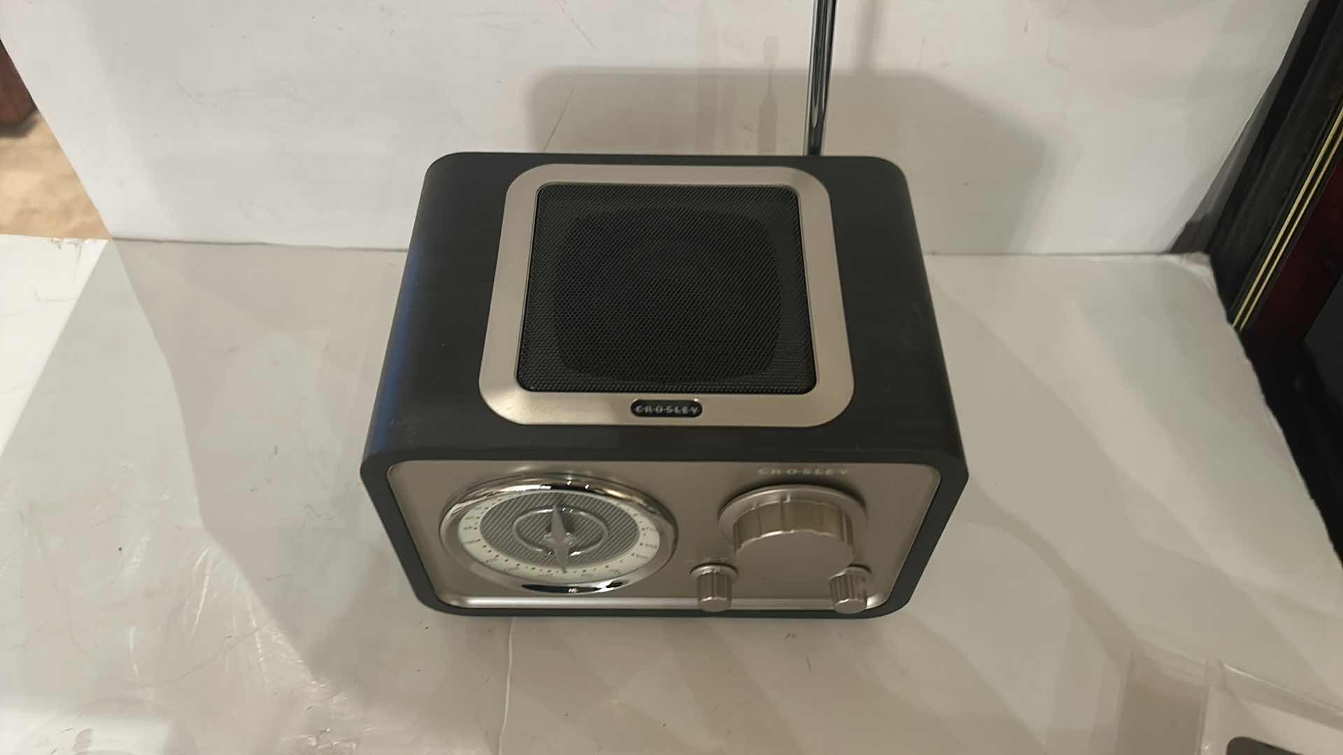 Photo 1 of CROSLEY RADIO