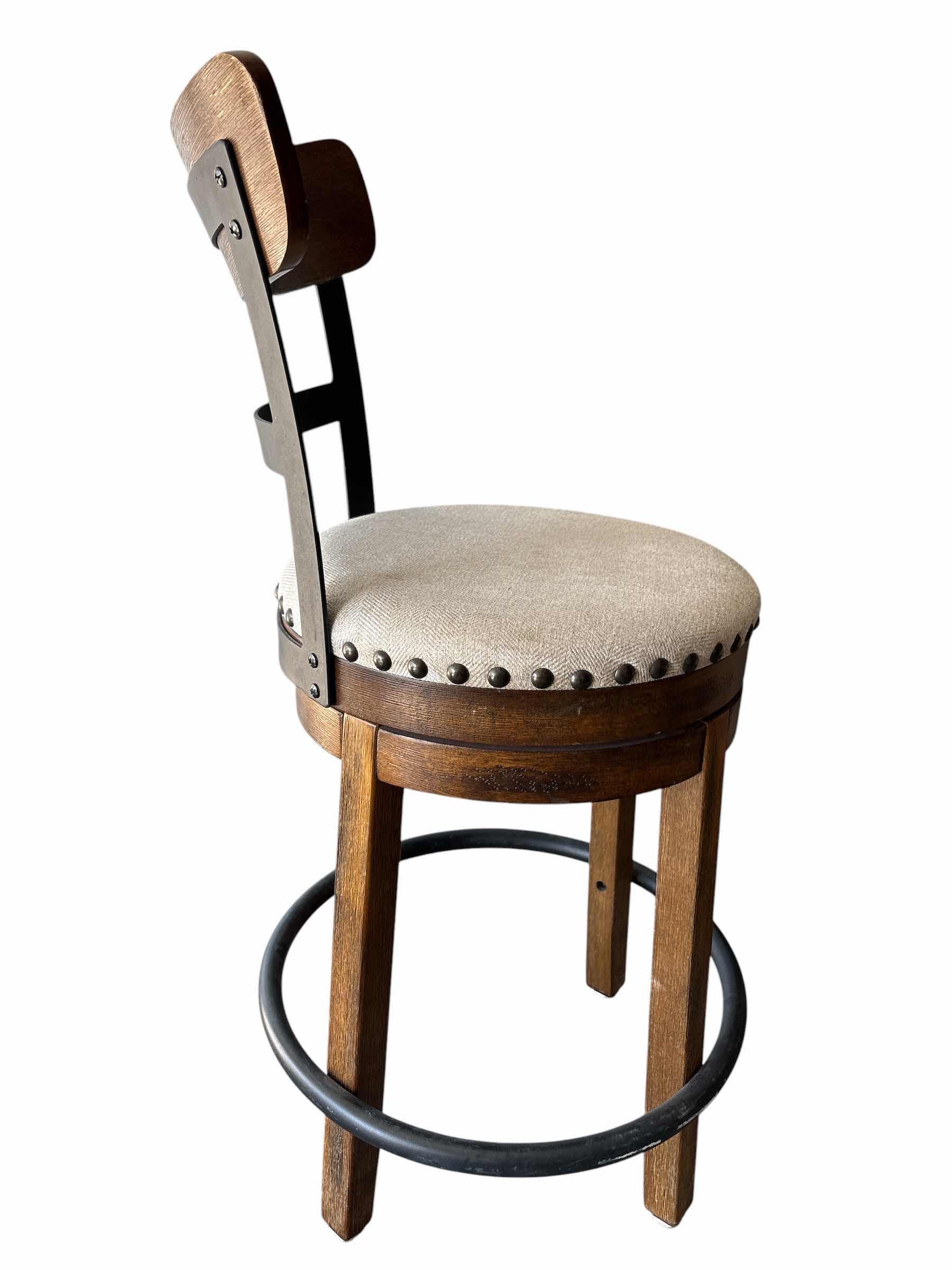Photo 1 of SIGNATURE ASHLEY DESIGN VALEBACK UPHOLSTERED INDUSTRIAL SWIVEL BAR STOOL W WOOD FRAME SEAT H23.5” TOTAL STOOL H27”