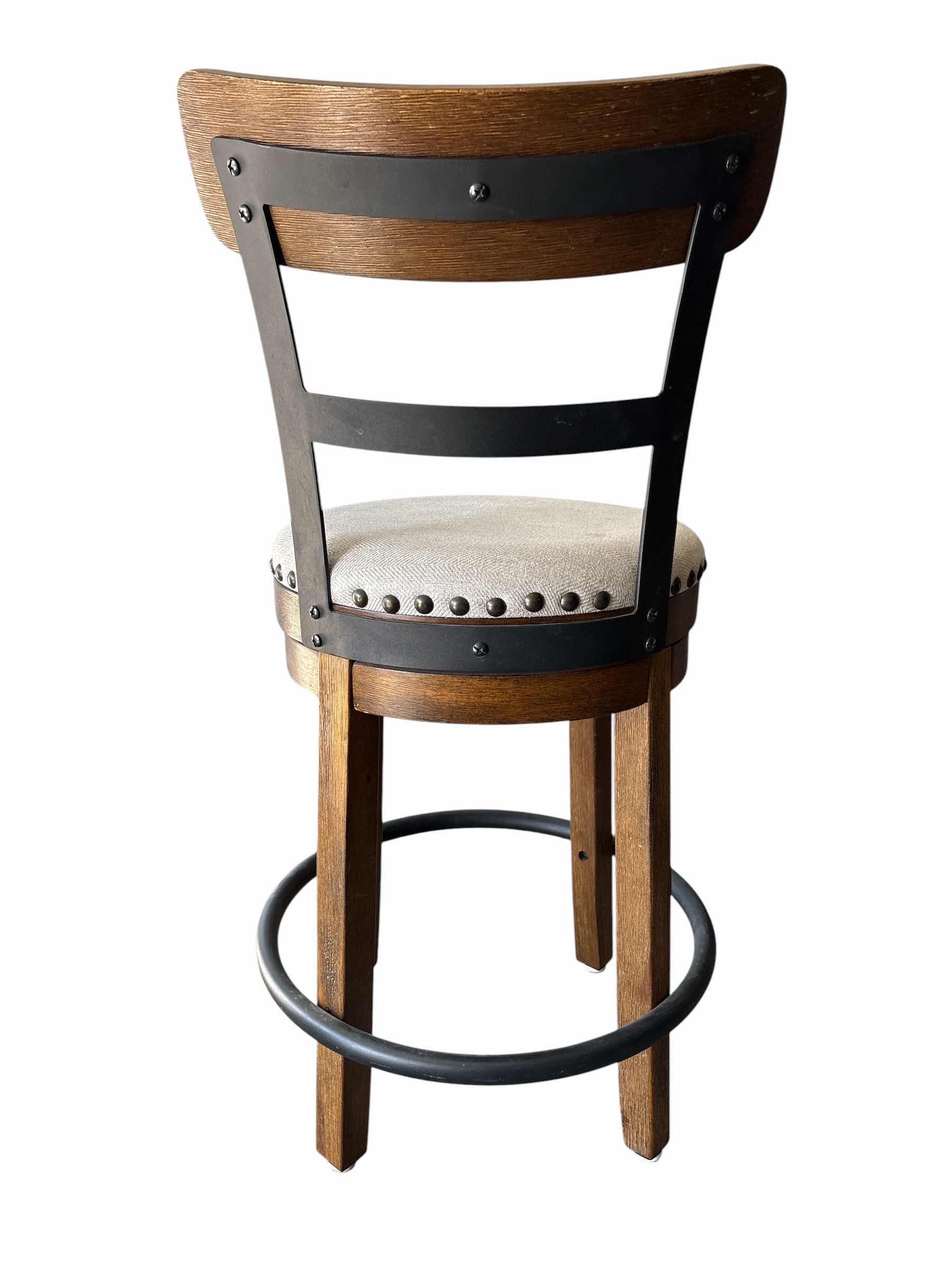 Photo 1 of SIGNATURE ASHLEY DESIGN VALEBECK UPHOLSTERED INDUSTRIAL SWIVEL BAR STOOL W WOOD FRAME SEAT H23.5” TOTAL STOOL H27”