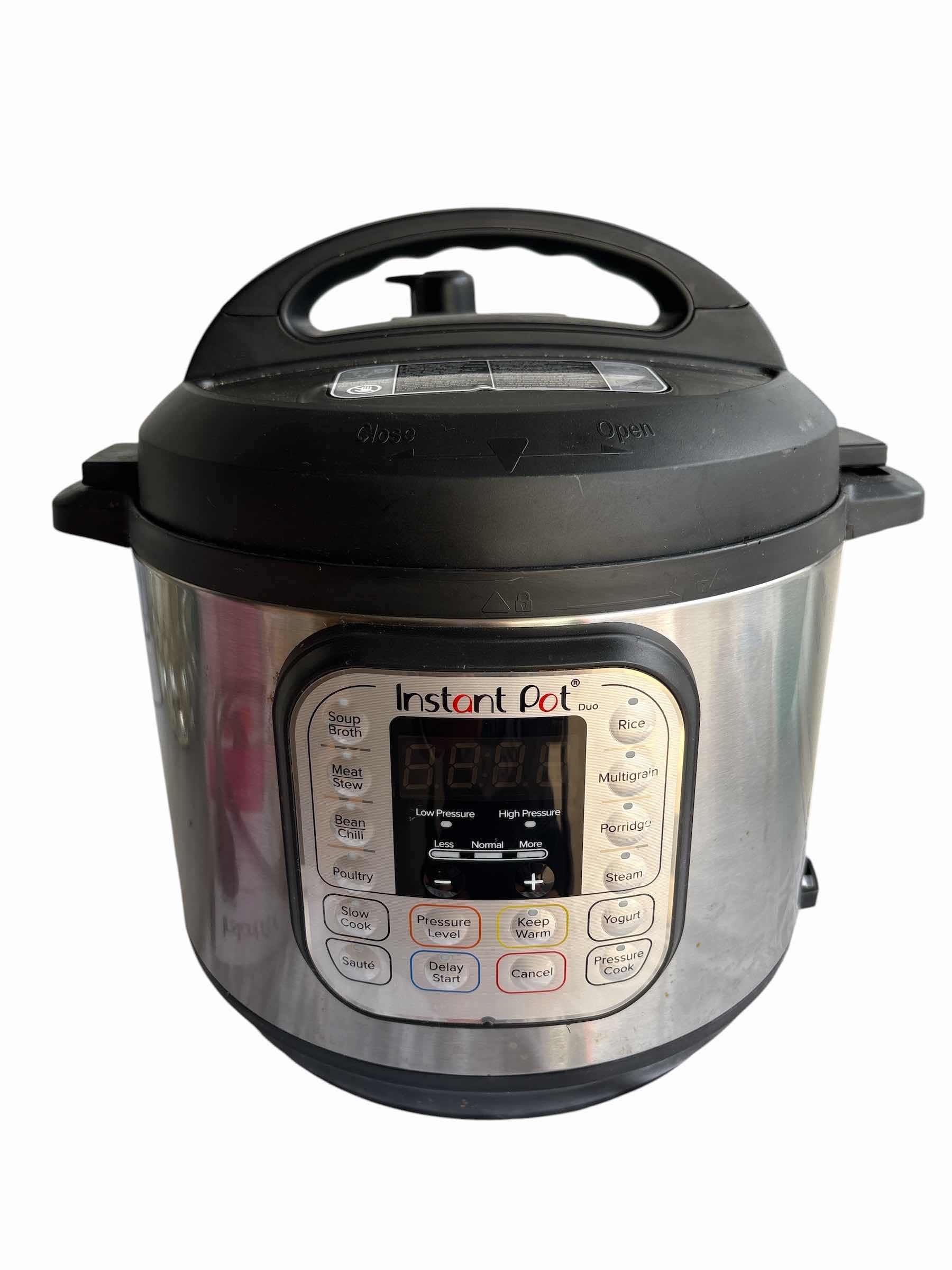 View 1 of INSTANT POT DUO 7 IN 1 ELECTRIC PRESSURE COOKER W BRUSHED STAINLESS STEEL FINISH