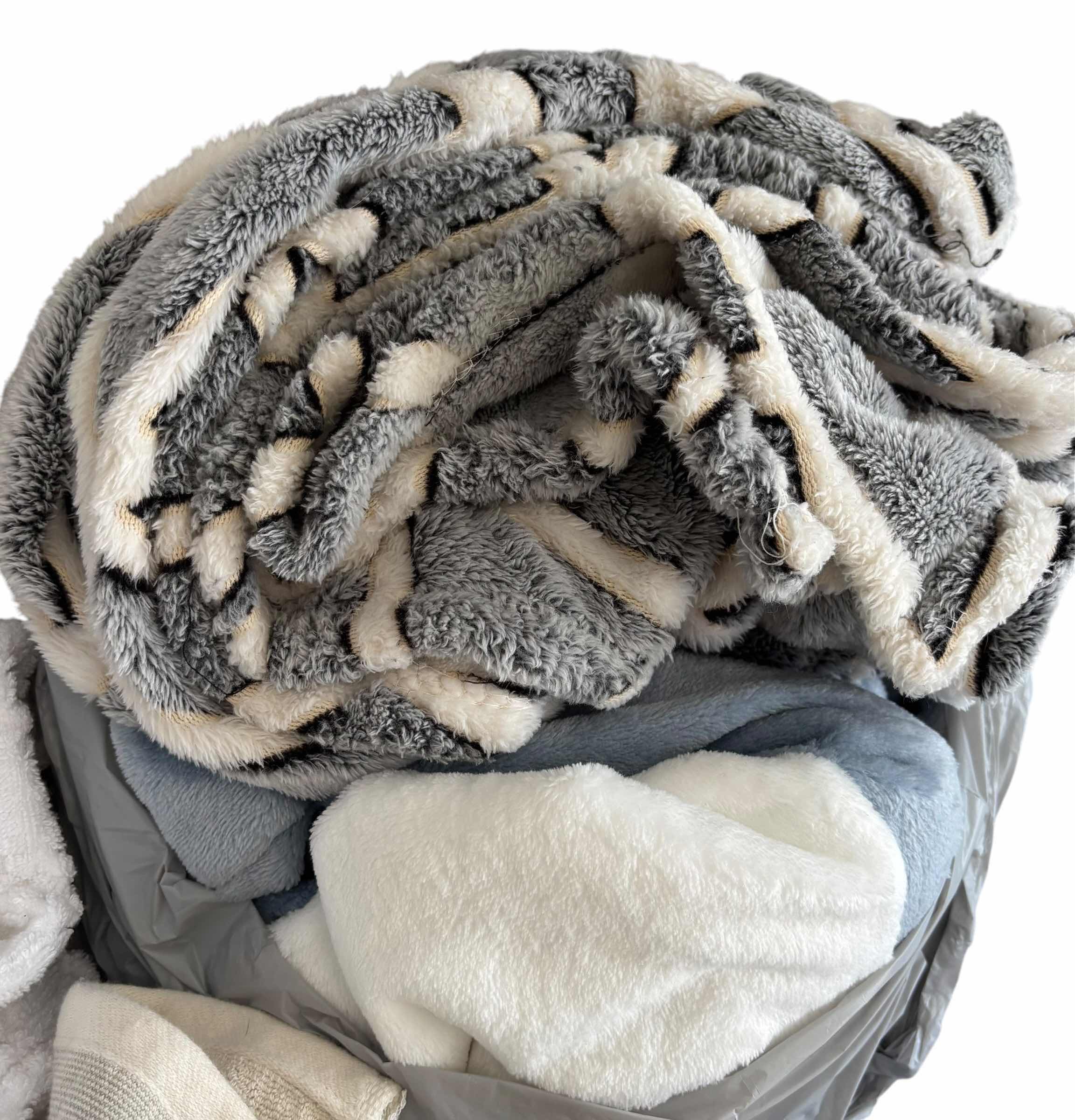 Photo 1 of LINENS: CURTAINS, BATH TOWELS, DUVET COVER, BATH MAT & BLANKETS