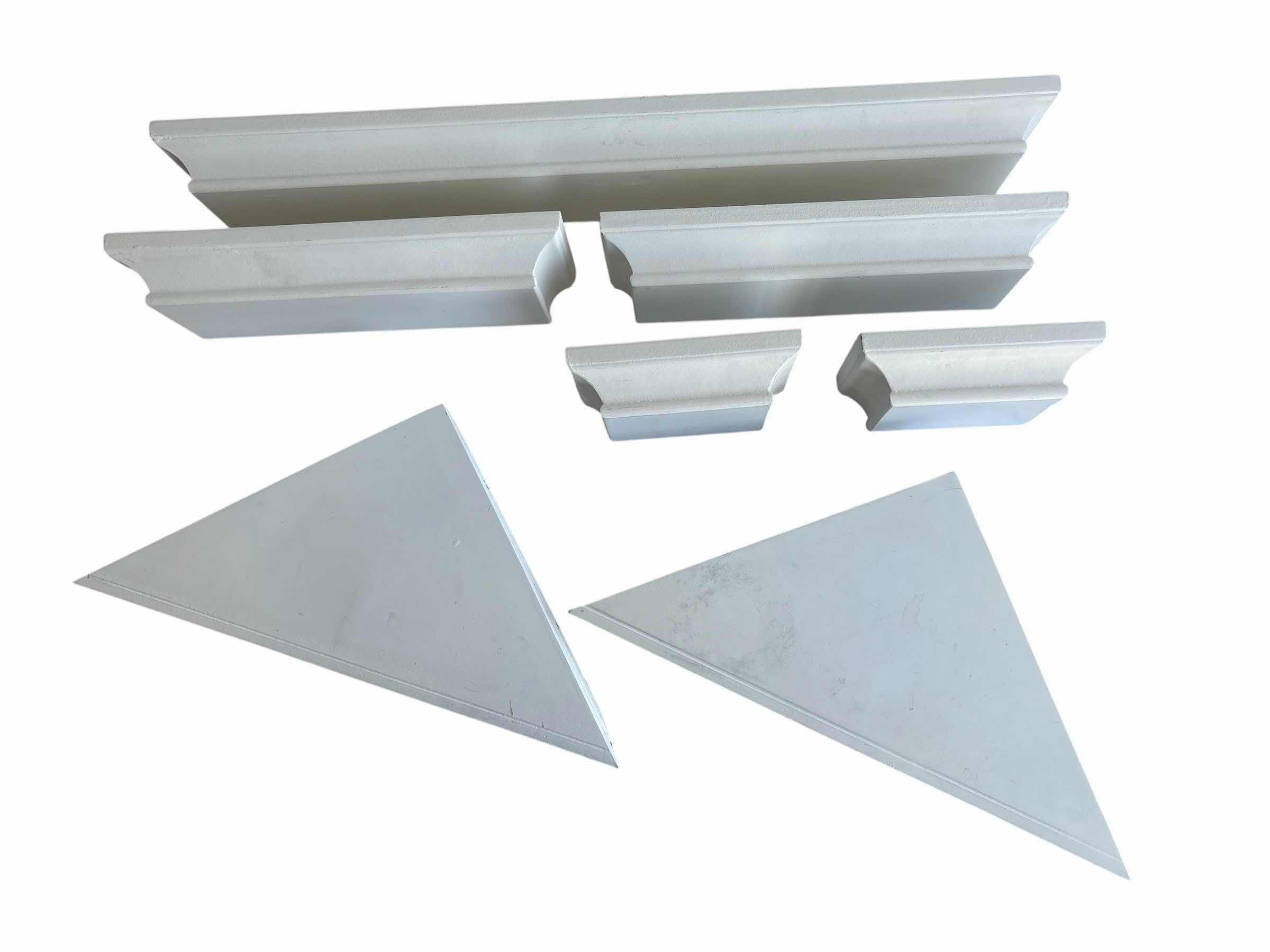 Photo 1 of (7)PCS SHELF AND CORNER SHELF IN WHITE H24”