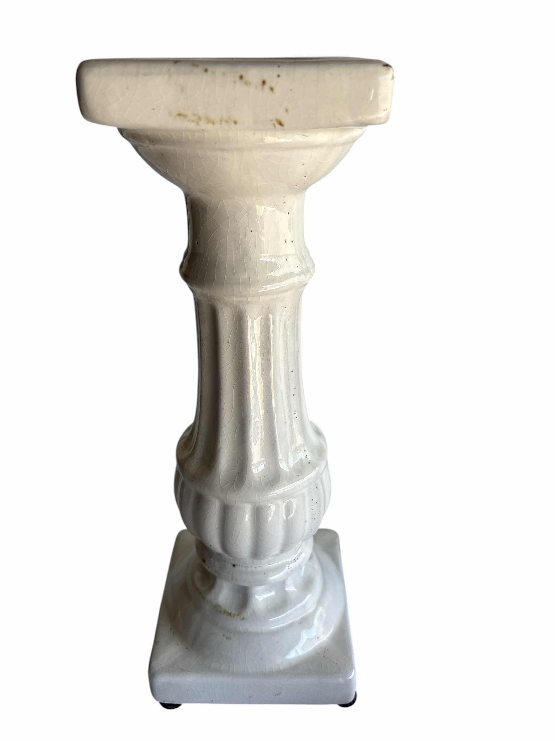 Photo 1 of (3)PCS WHITE CERAMIC CANDLE HOLDER W GLOSSY FINISH FLUTED DESIGN H18.5”