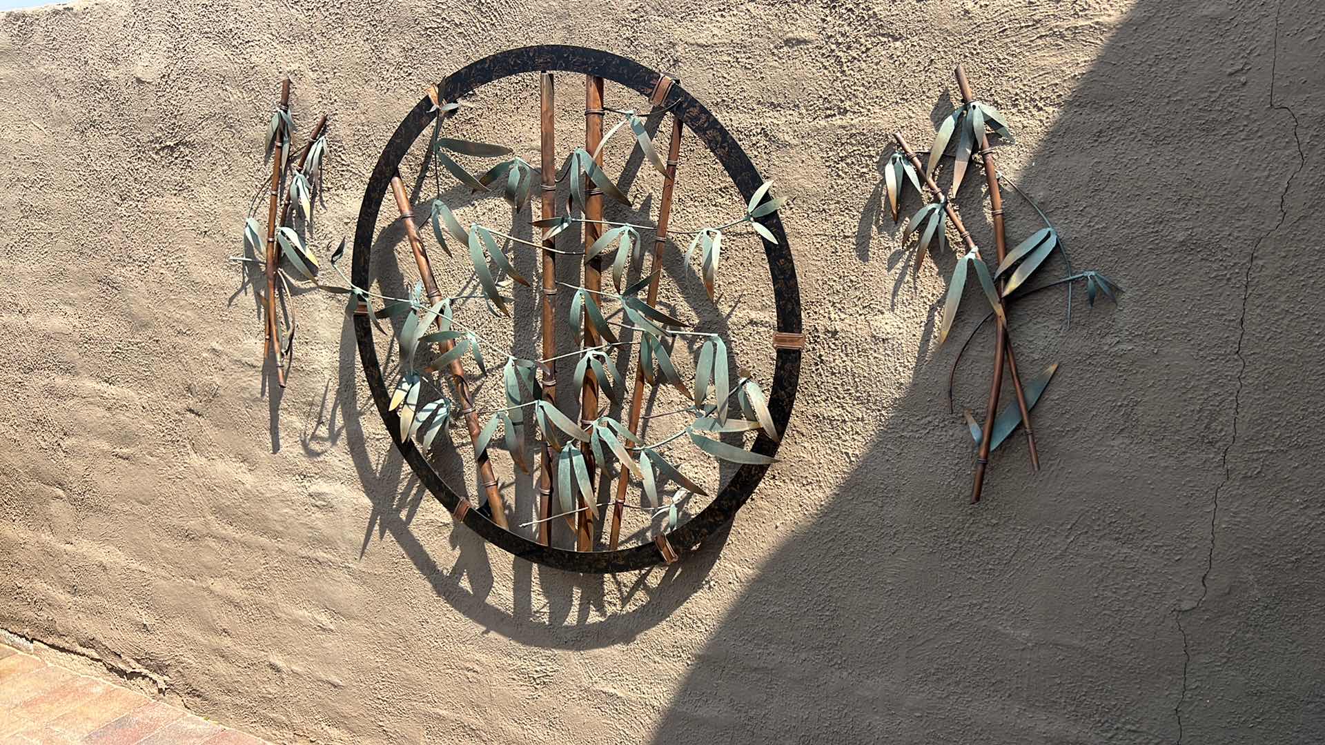 Photo 1 of 3 PCS- METAL OUTDOOR 35" ROUND BAMBOO WALL ART