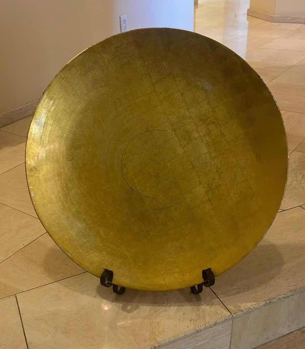 Photo 1 of 24" ROUND GOLD DECORATIVE PLATE ON STAND