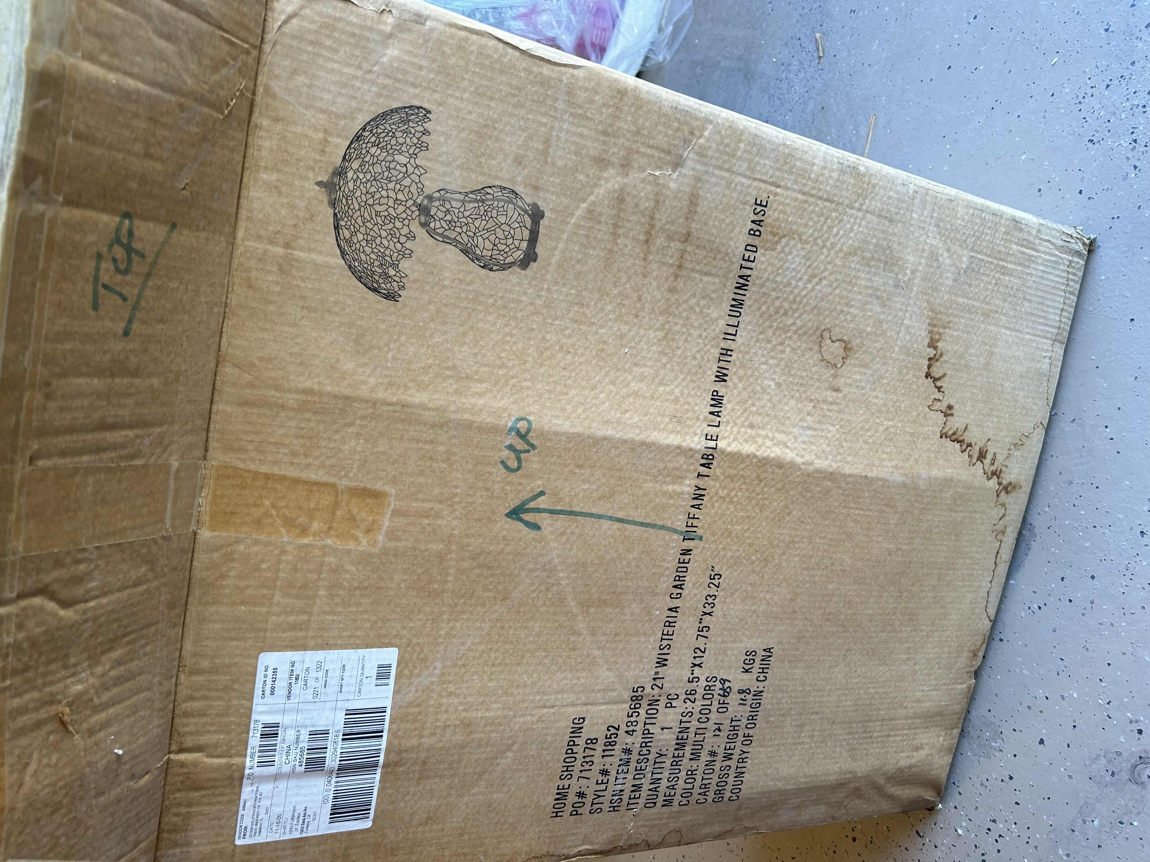 Photo 1 of BRAND NEW "WISTERIA GARDEN" TIFFANY TABLE LAMP W ILLUMINATED BASE H21"