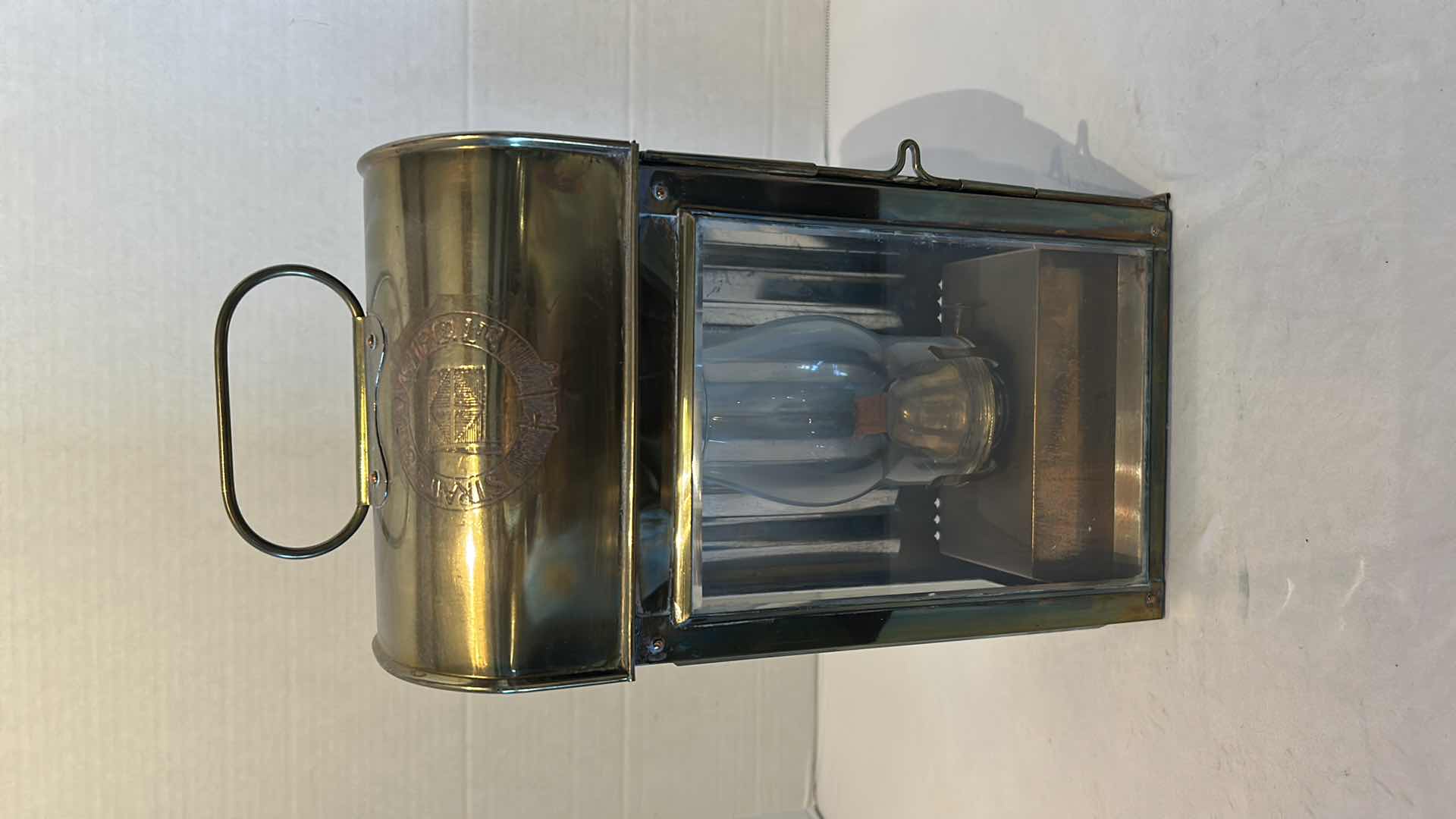 Photo 6 of ANTIQUE BRASS SHIP TRAIN OIL LAMP LANTERN H 12"