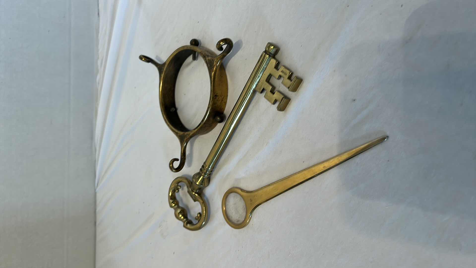 Photo 5 of 6-ASSORTED BRASS COLLECTABLES