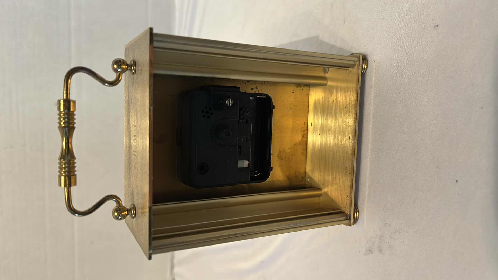 Photo 1 of VINTAGE SOLAR QUARTZ BRASS MANTEL DESK CLOCK H 6”