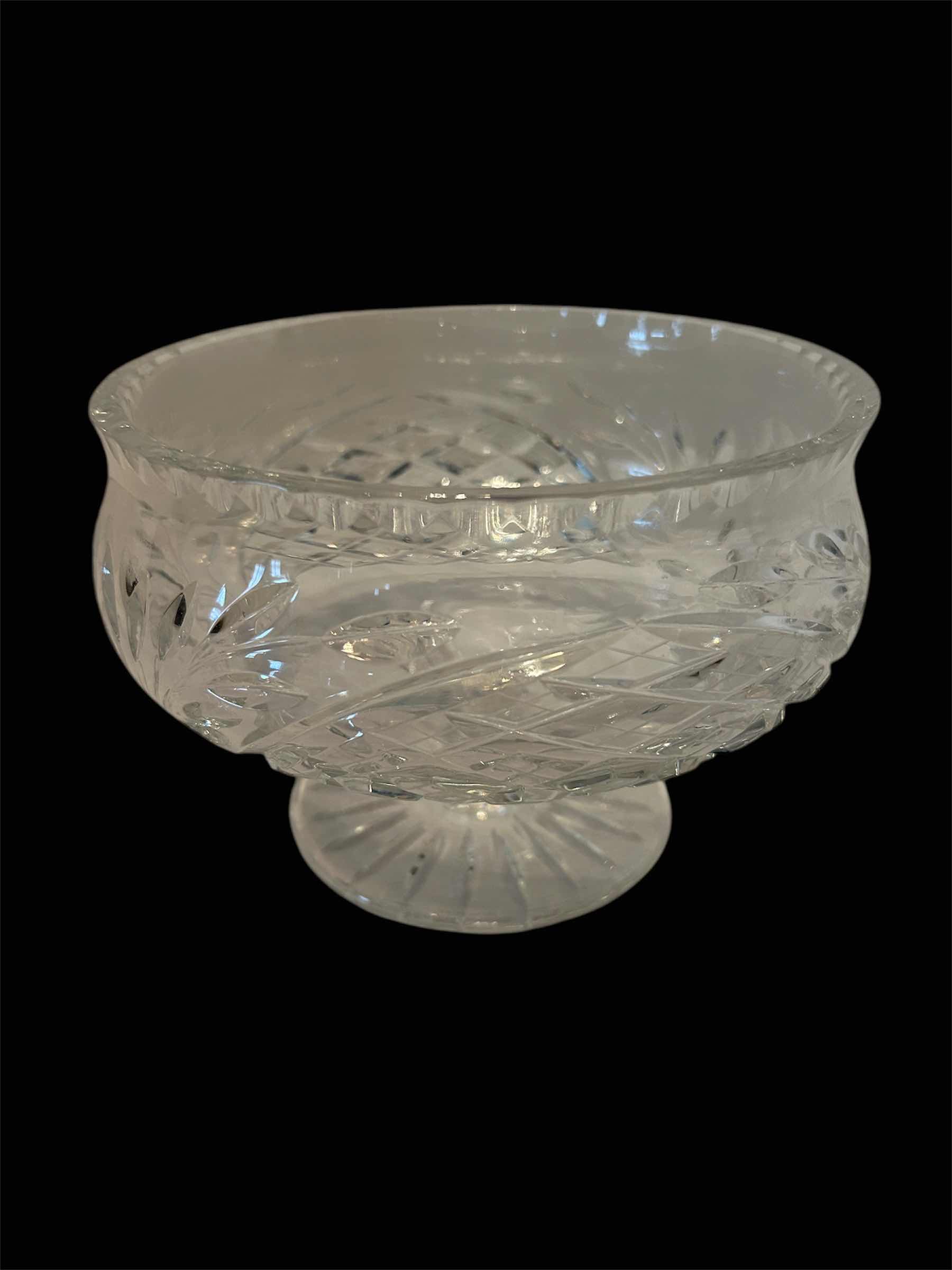 Photo 1 of VINTAGE 7 “ CRYSTAL BOWL.