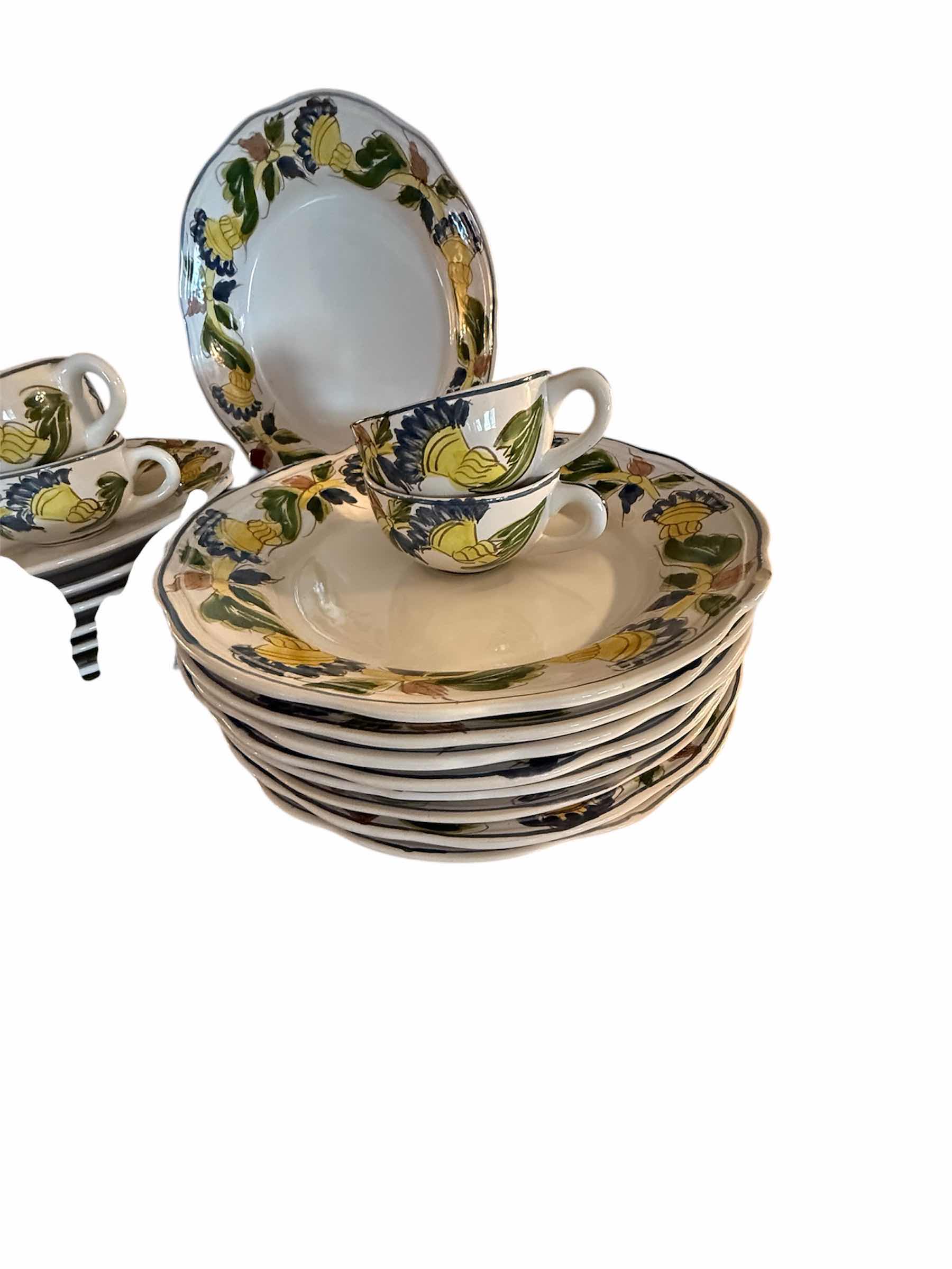 Photo 2 of 22 PCS-WILLIAM SOMOMA GRANDE CUISINE FLORAL DISHES FROM PORTUGAL