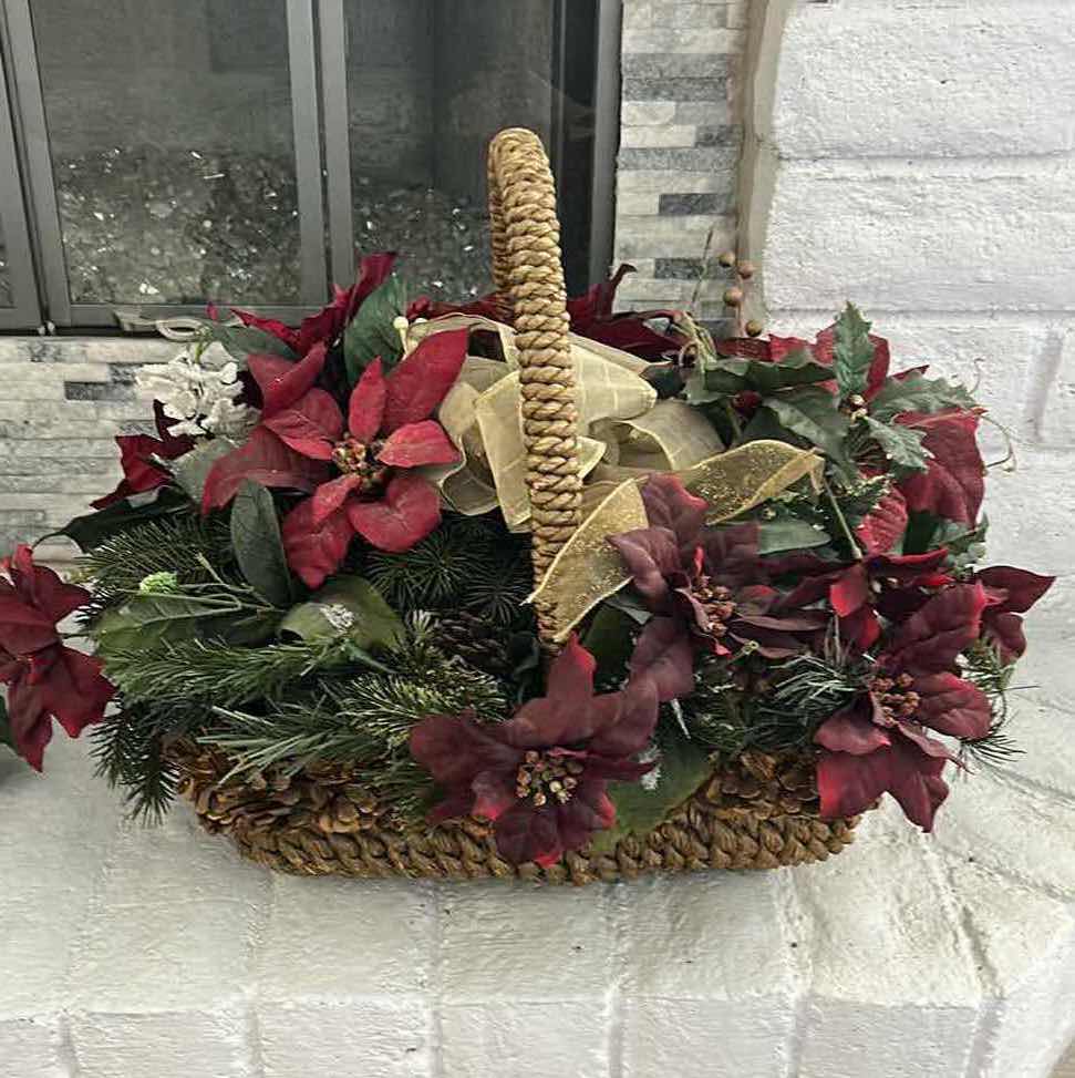 Photo 3 of 3- ASSORTED CHRISTMAS DECORATIONS