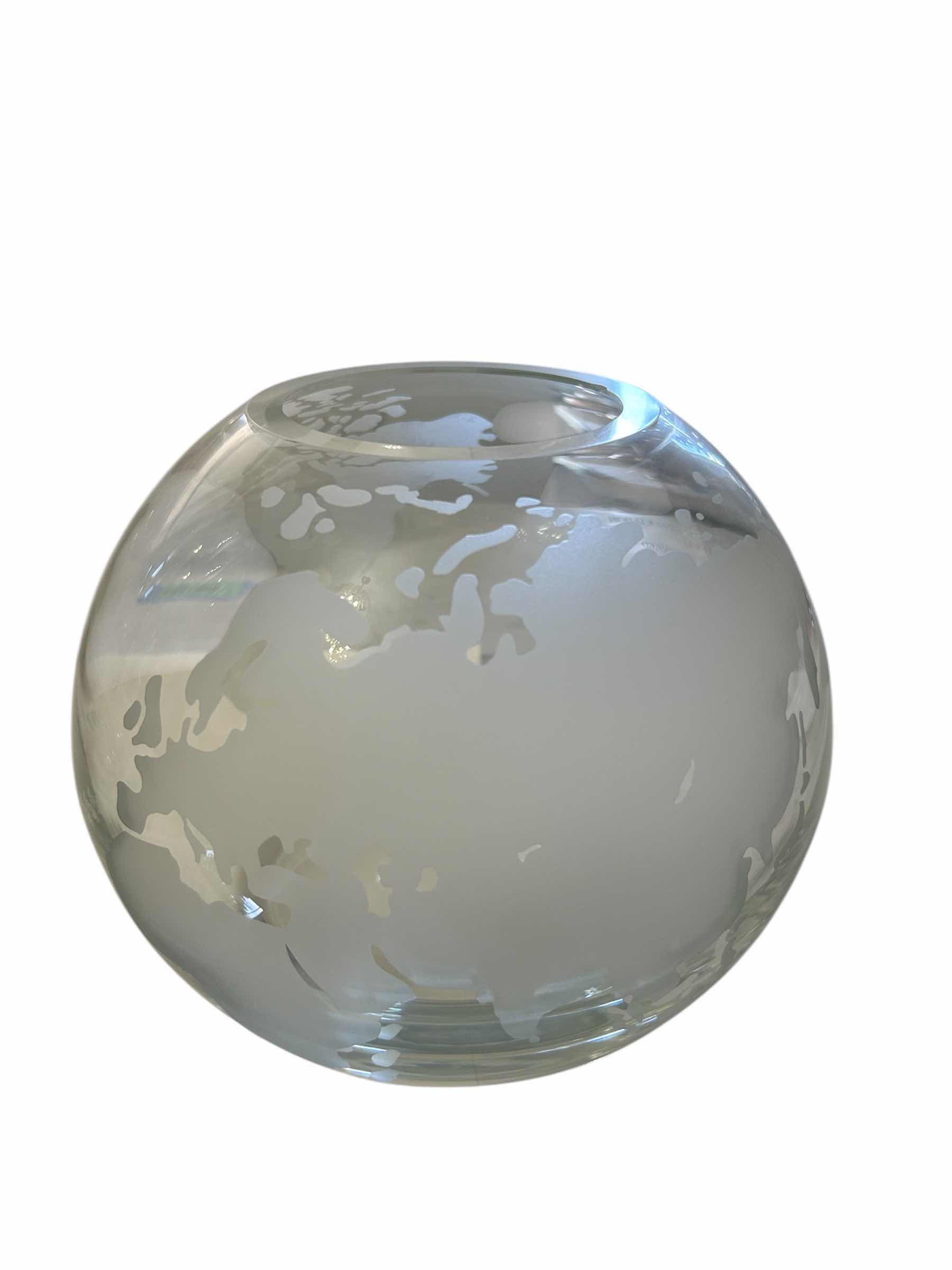 Photo 1 of ETCHED WATER GLOBE H 8”