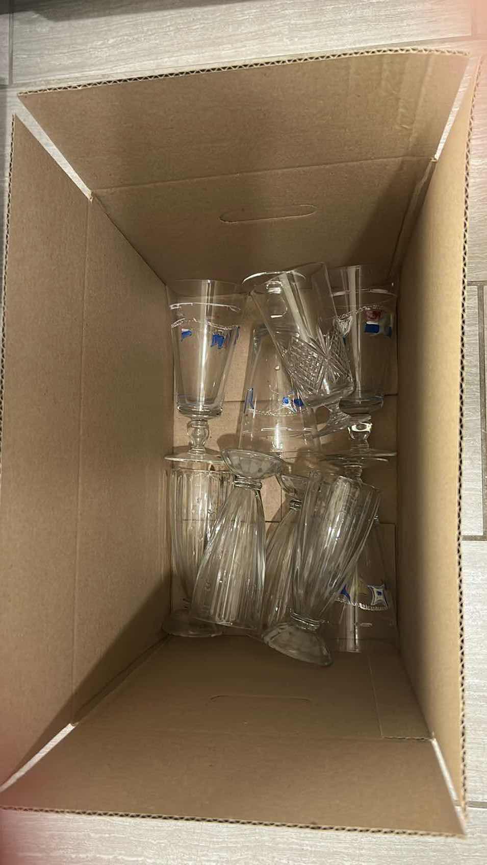 Photo 1 of CONTENTS OF BOX ASSORTED GLASSWARE