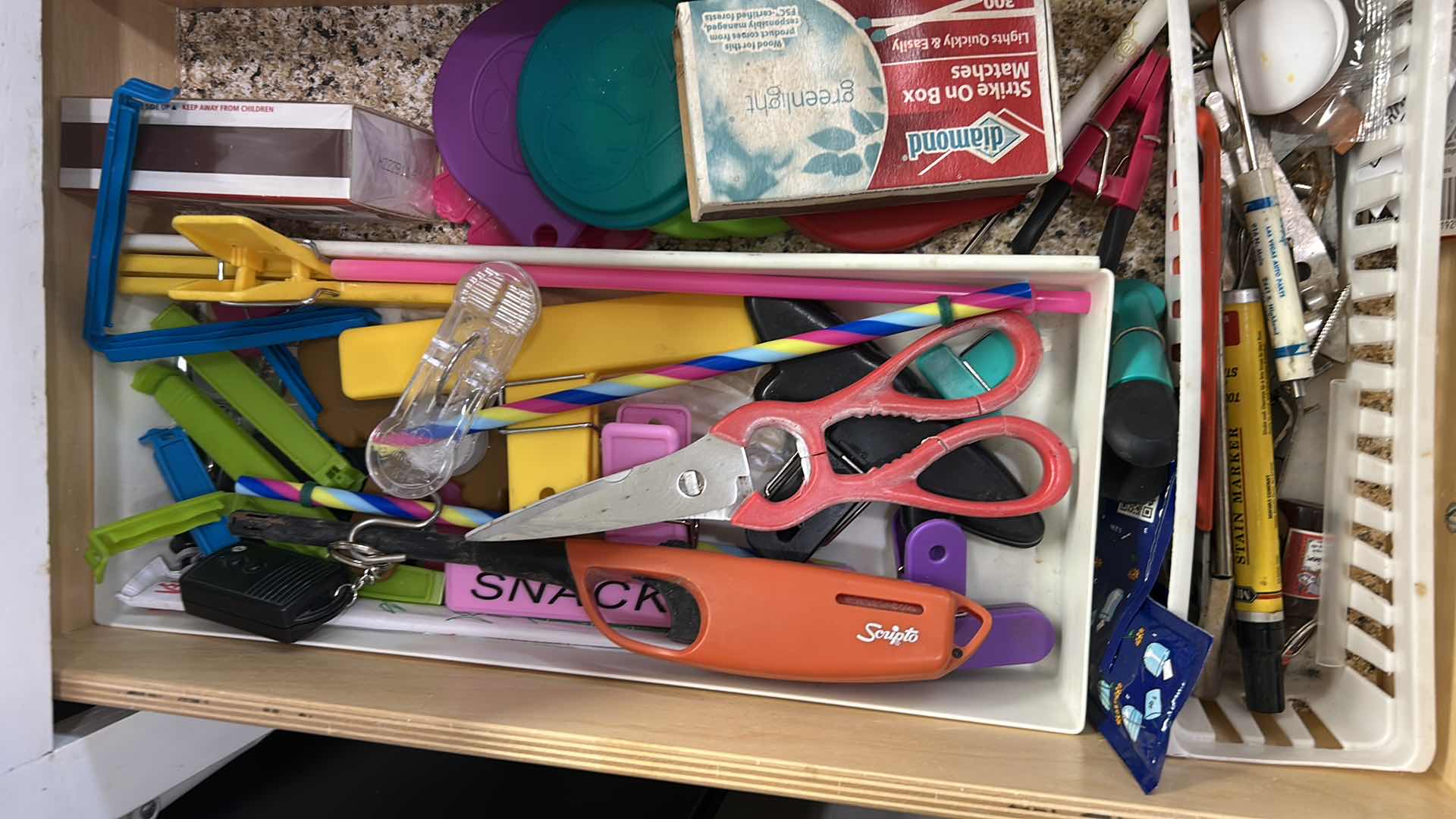 Photo 1 of CONTENTS OF 4 DRAWERS