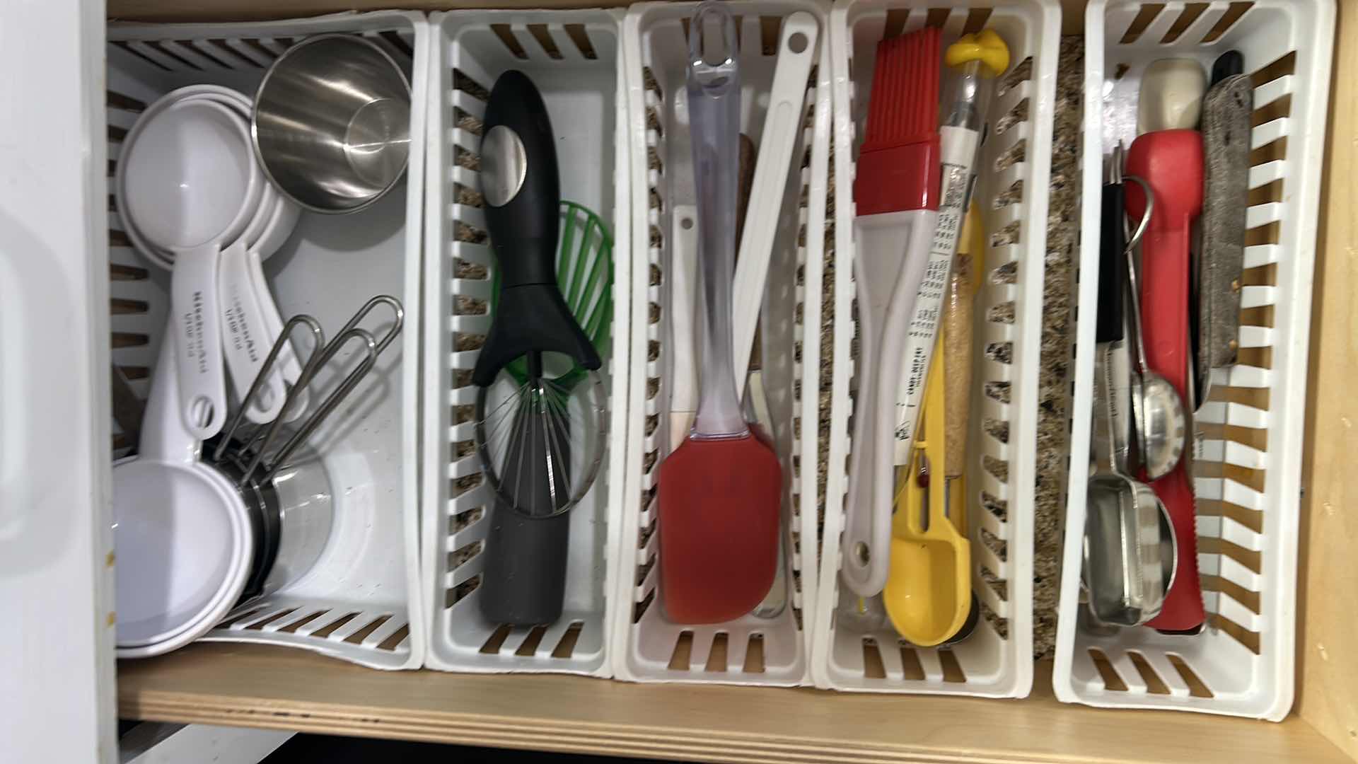 Photo 1 of CONTENTS OF 4 DRAWERS