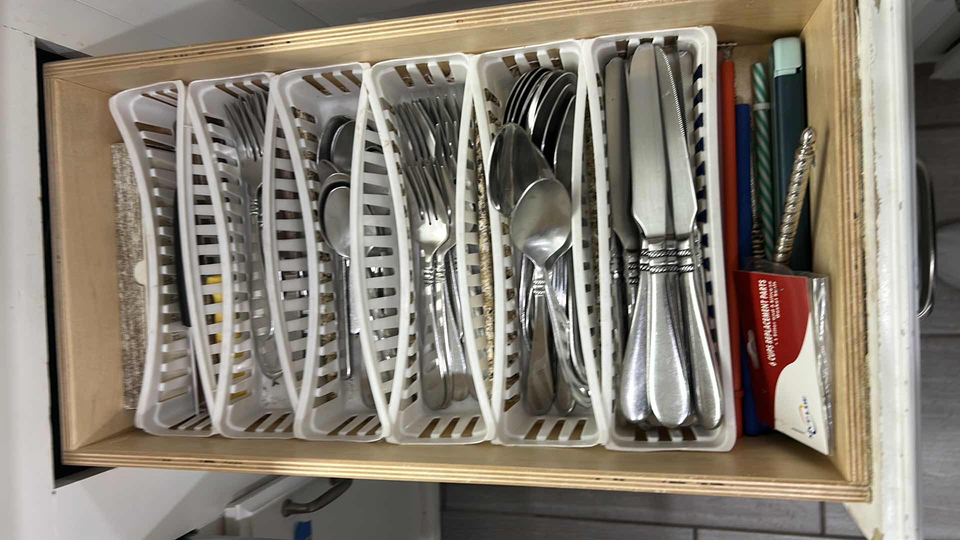 Photo 1 of CONTENTS OF 2 DRAWERS FLATWARE