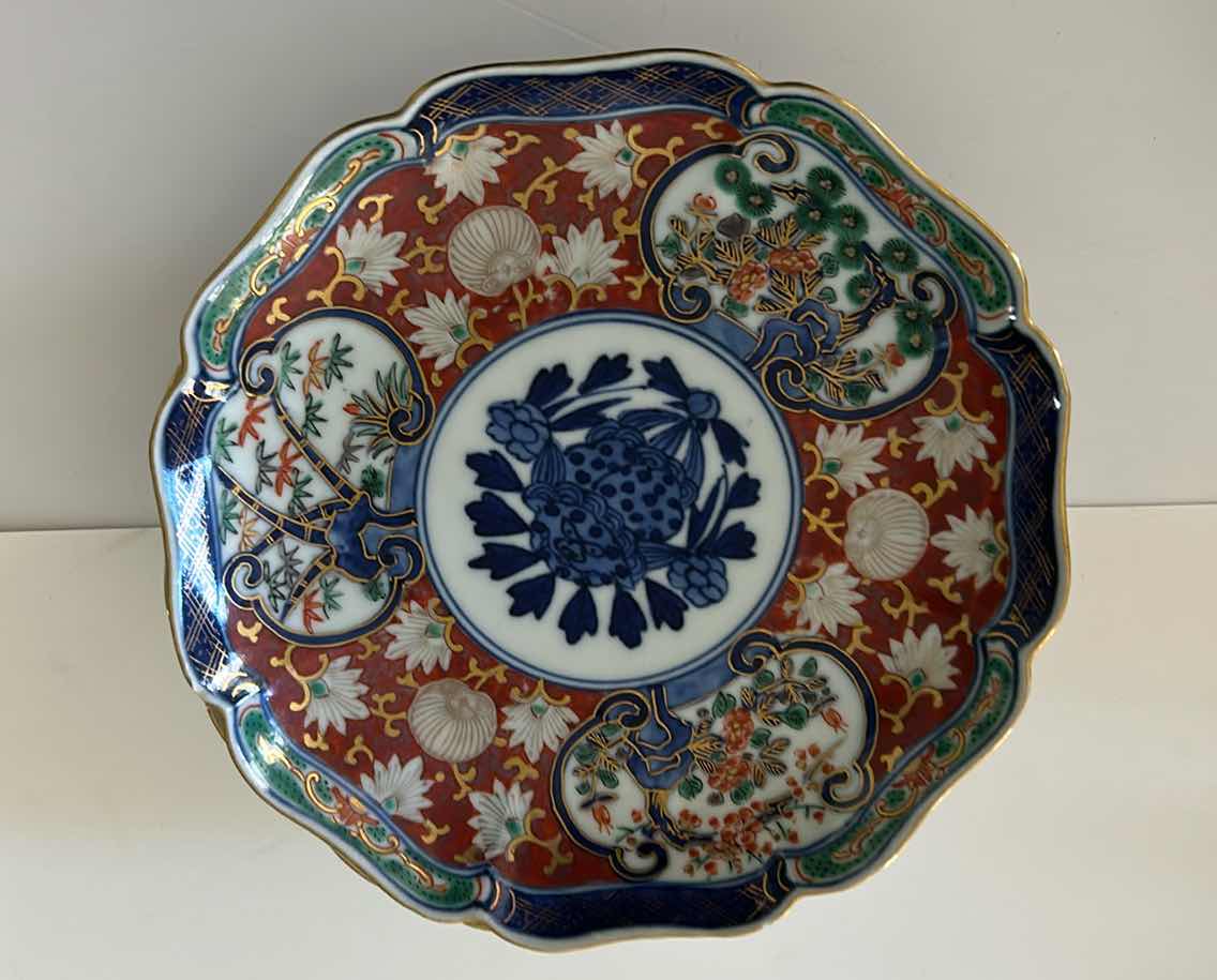 Photo 2 of 6- IMARI HAND PAINTED JAPANESE PORCELAIN SAUCER