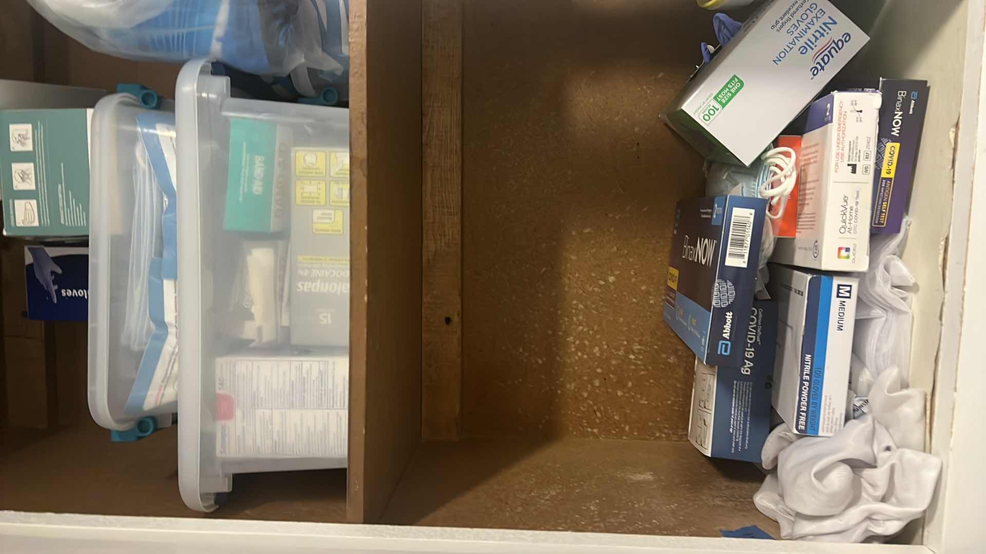 Photo 1 of CONTENTS OF LAUNDRY ROOM CABINET.