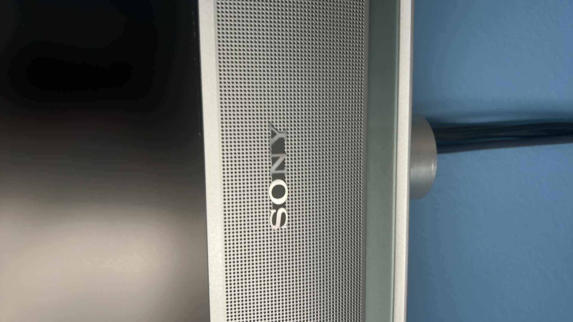 Photo 4 of 42" SONY HD FLAT SCREEN TV. 2016 MODEL.