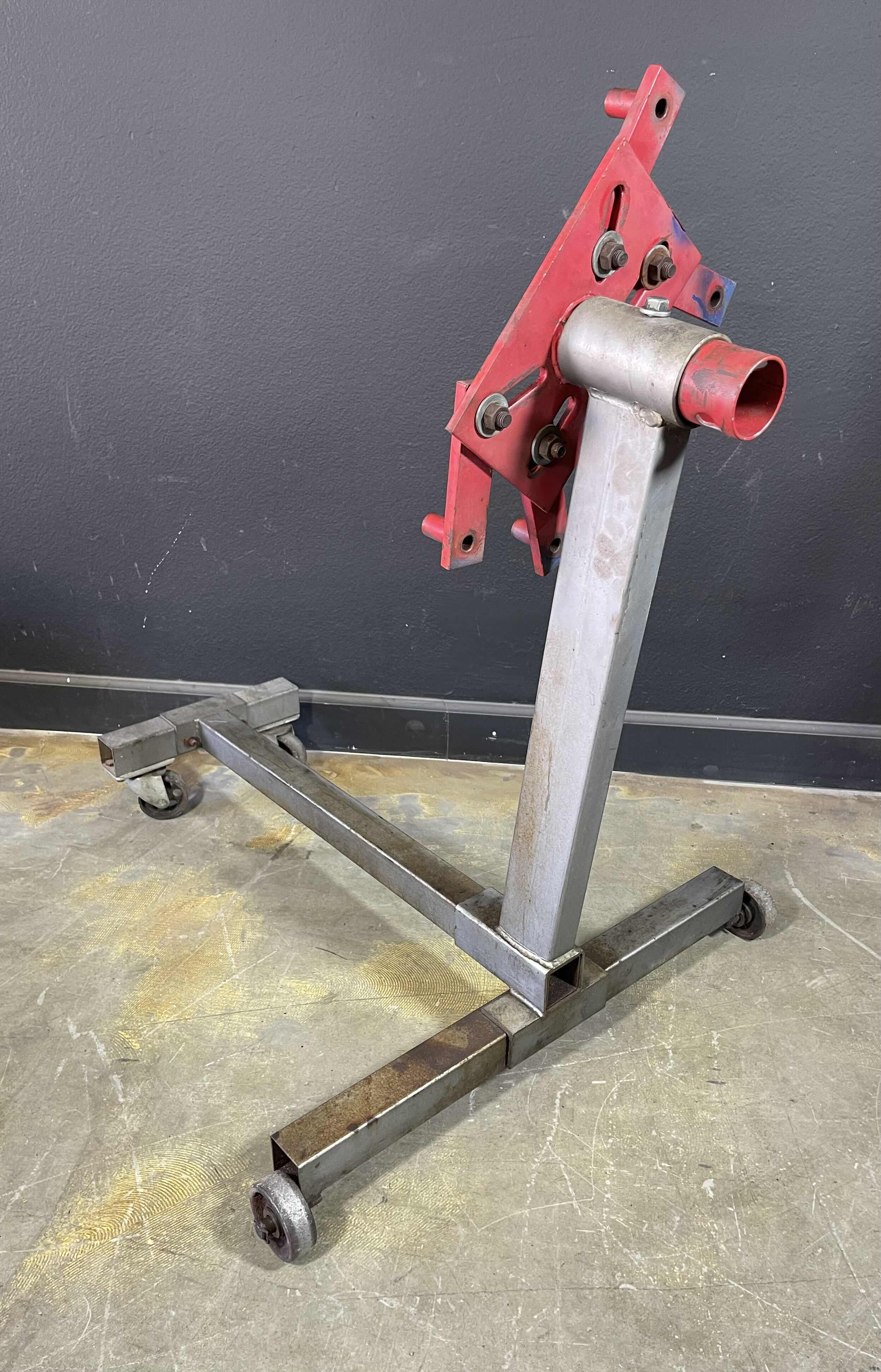 Photo 1 of LARIN ENGINE STAND, STEEL ADJUSTABLE 
