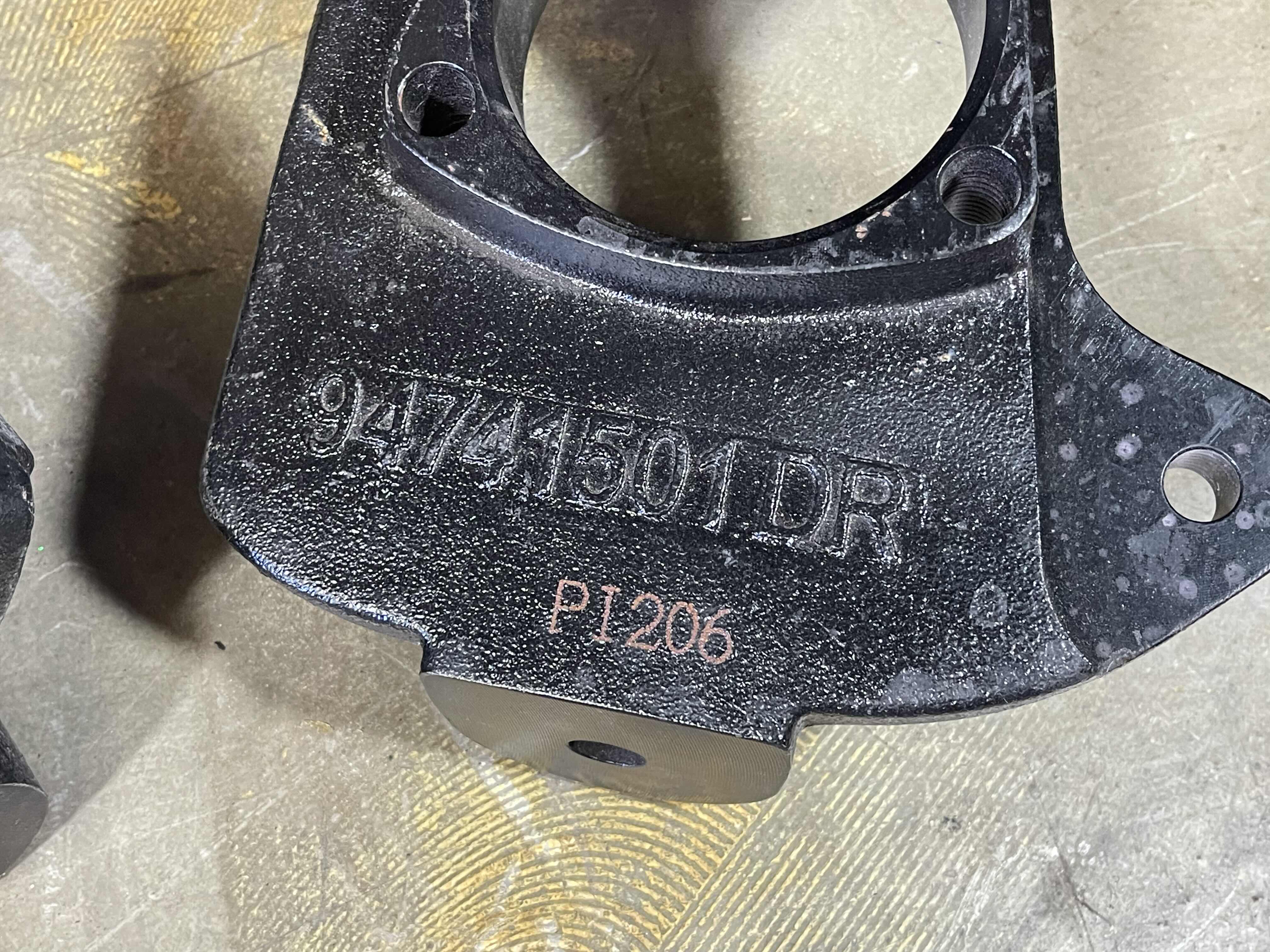 Photo 1 of GM TRUCK 09-06 SPINDLES 4” LIFT PARTS WITH ROUGH COUNTRY STRUTS