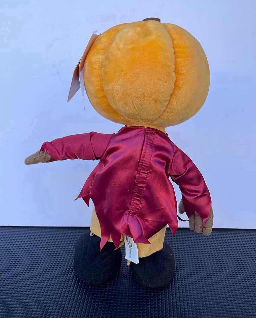 Photo 1 of NWT TIM BURTON’S NIGHTMARE BEFORE CHRISTMAS ANIMATED PLUSH PUMPKIN KING H13” 