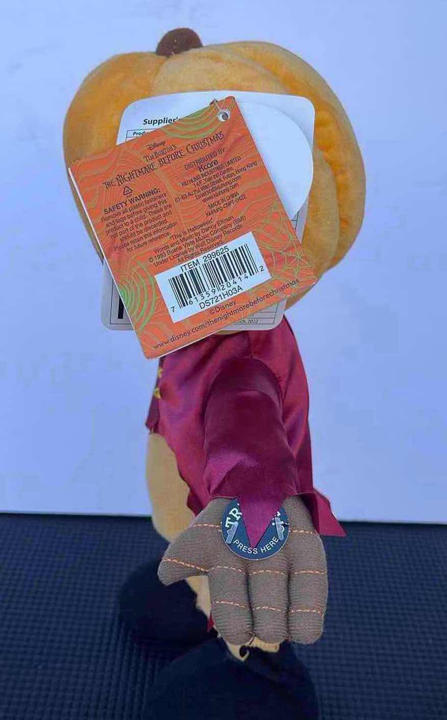 Photo 1 of NWT TIM BURTON’S NIGHTMARE BEFORE CHRISTMAS ANIMATED PLUSH PUMPKIN KING H13” 